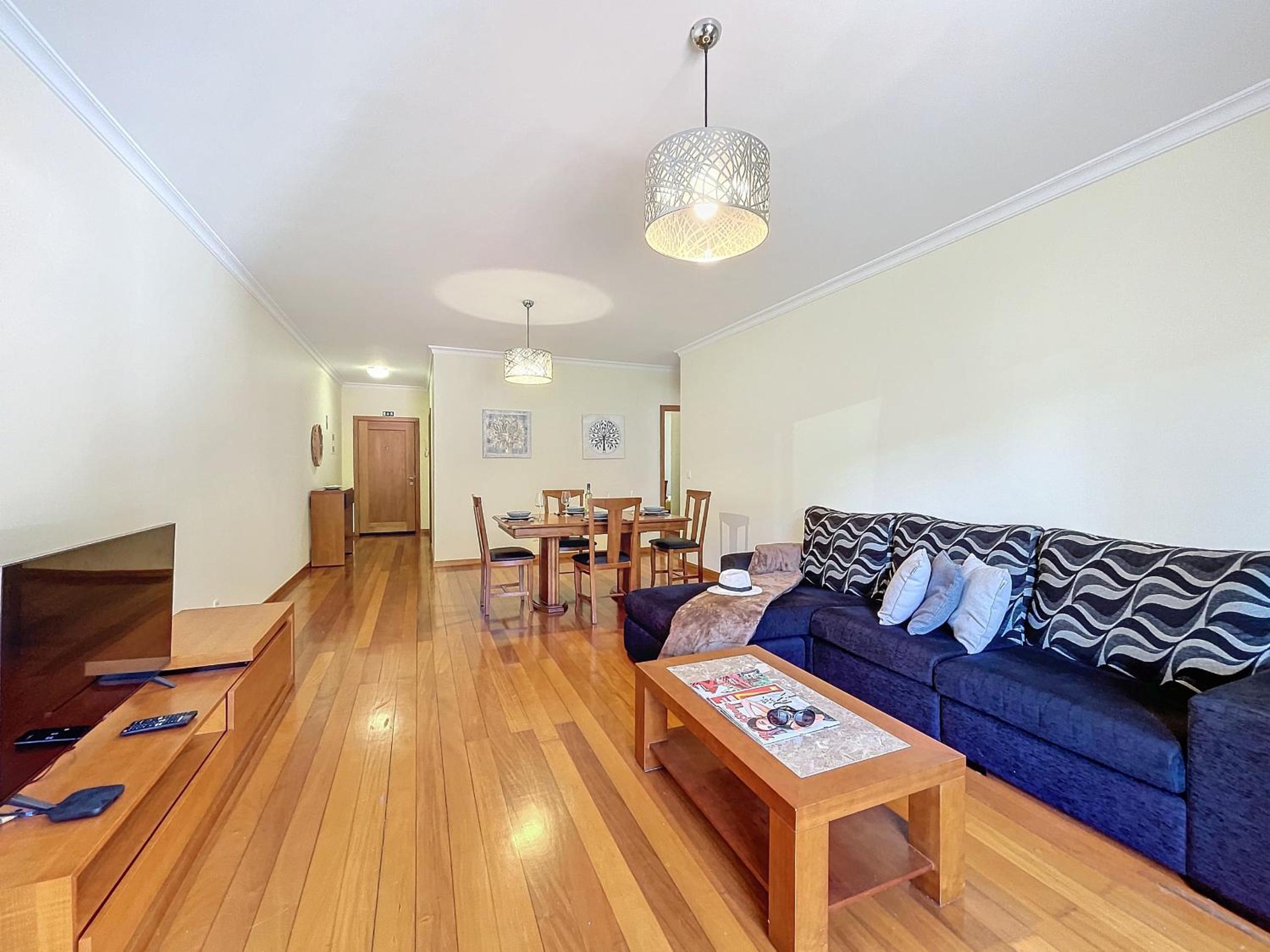 Apartment with Balcony photo 1