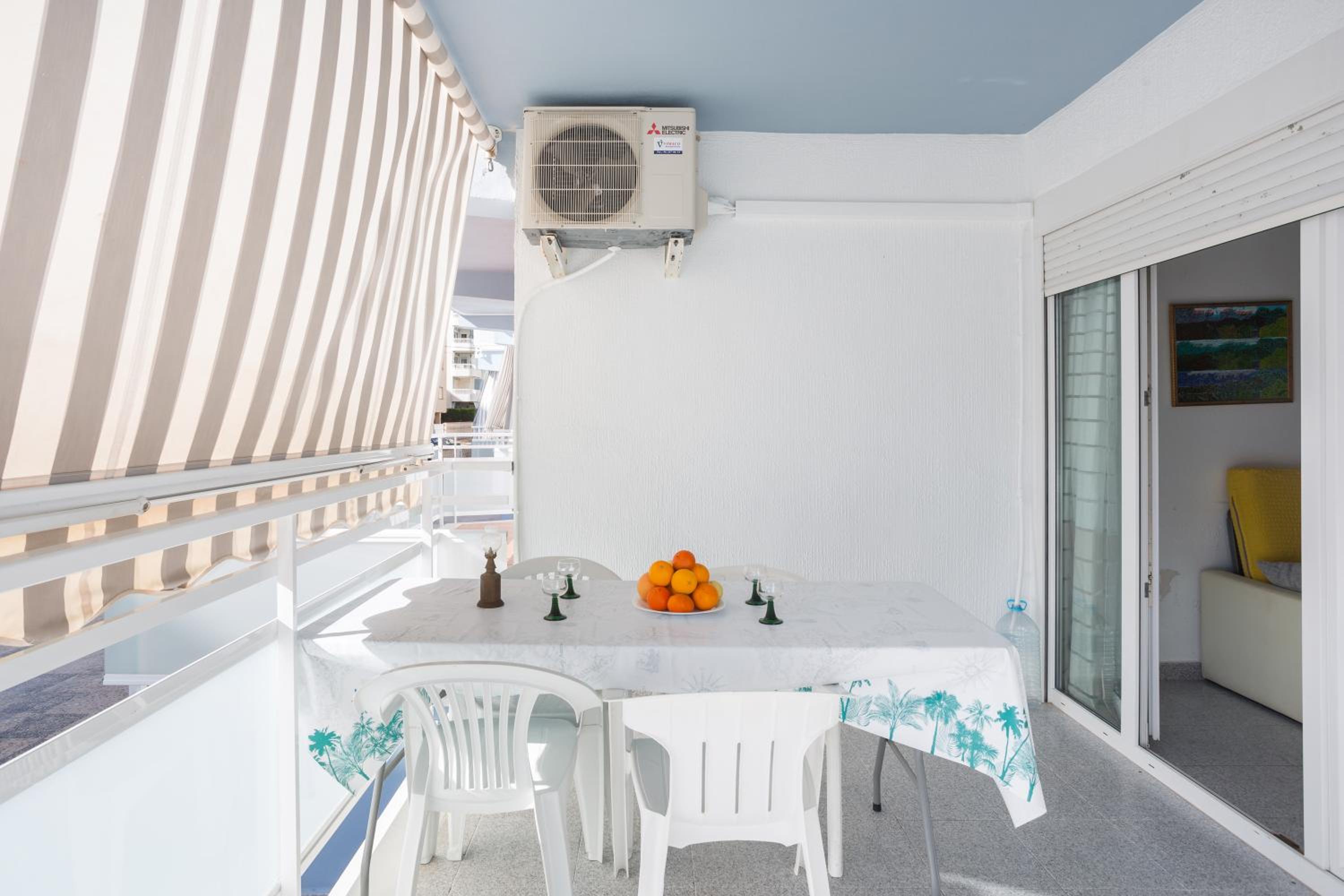 Three-Bedroom Premium Apartment with Balcony photo 3