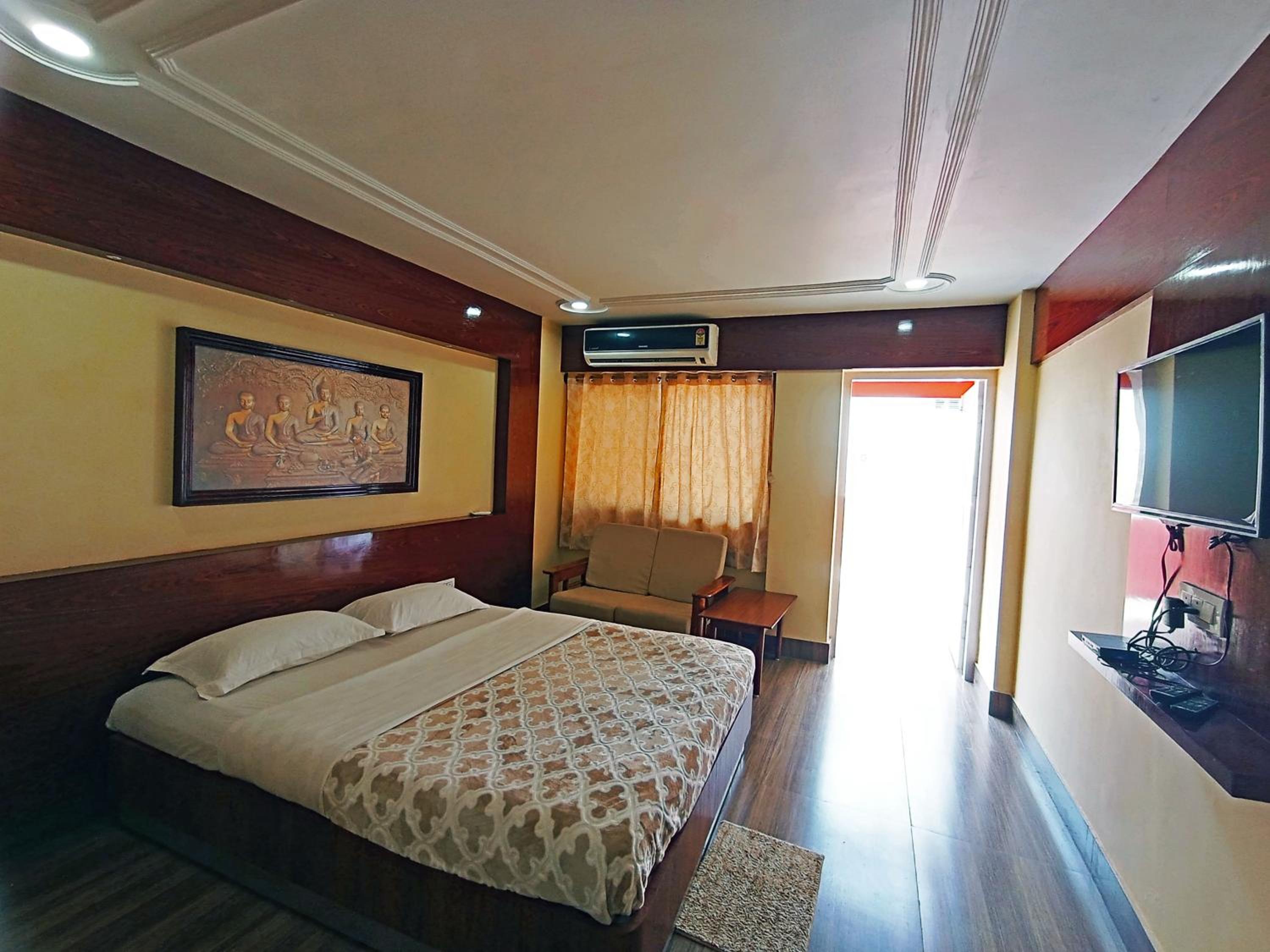 Superior Double Room - Photo 8