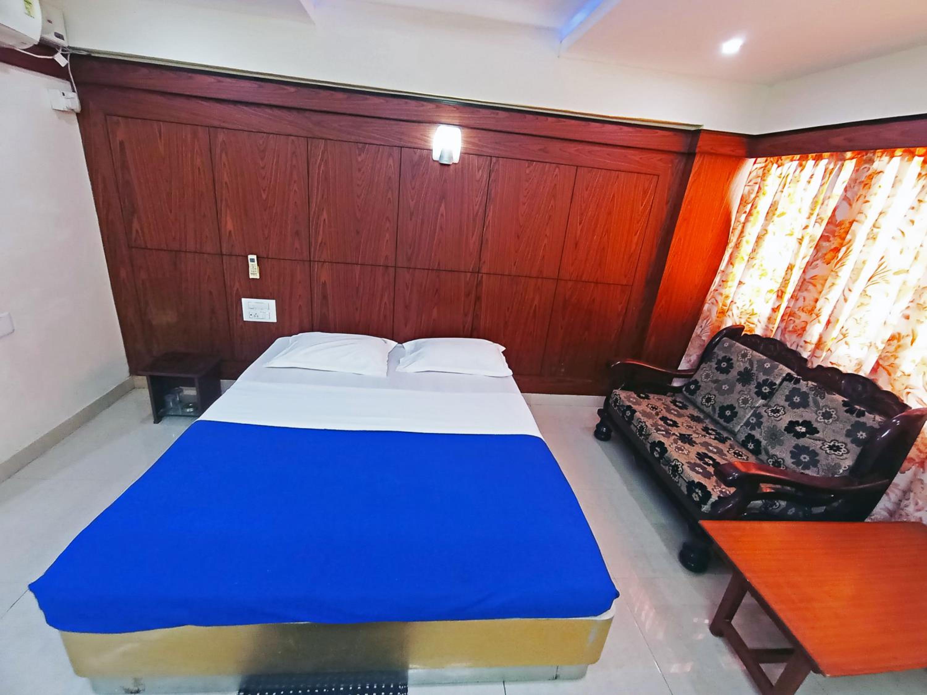 Deluxe Double Room - Photo 1