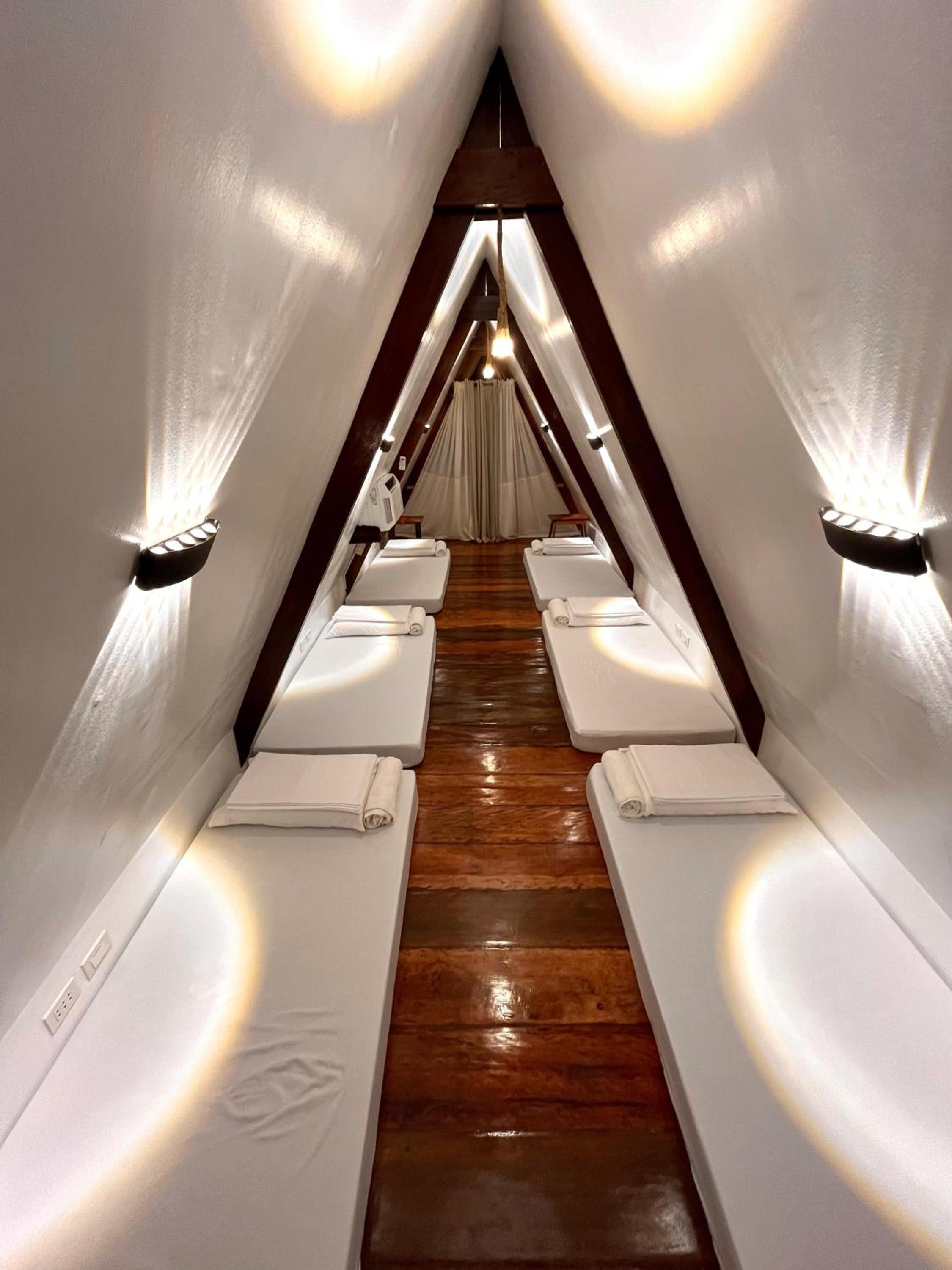 Budget Double or Twin Room - Photo 14