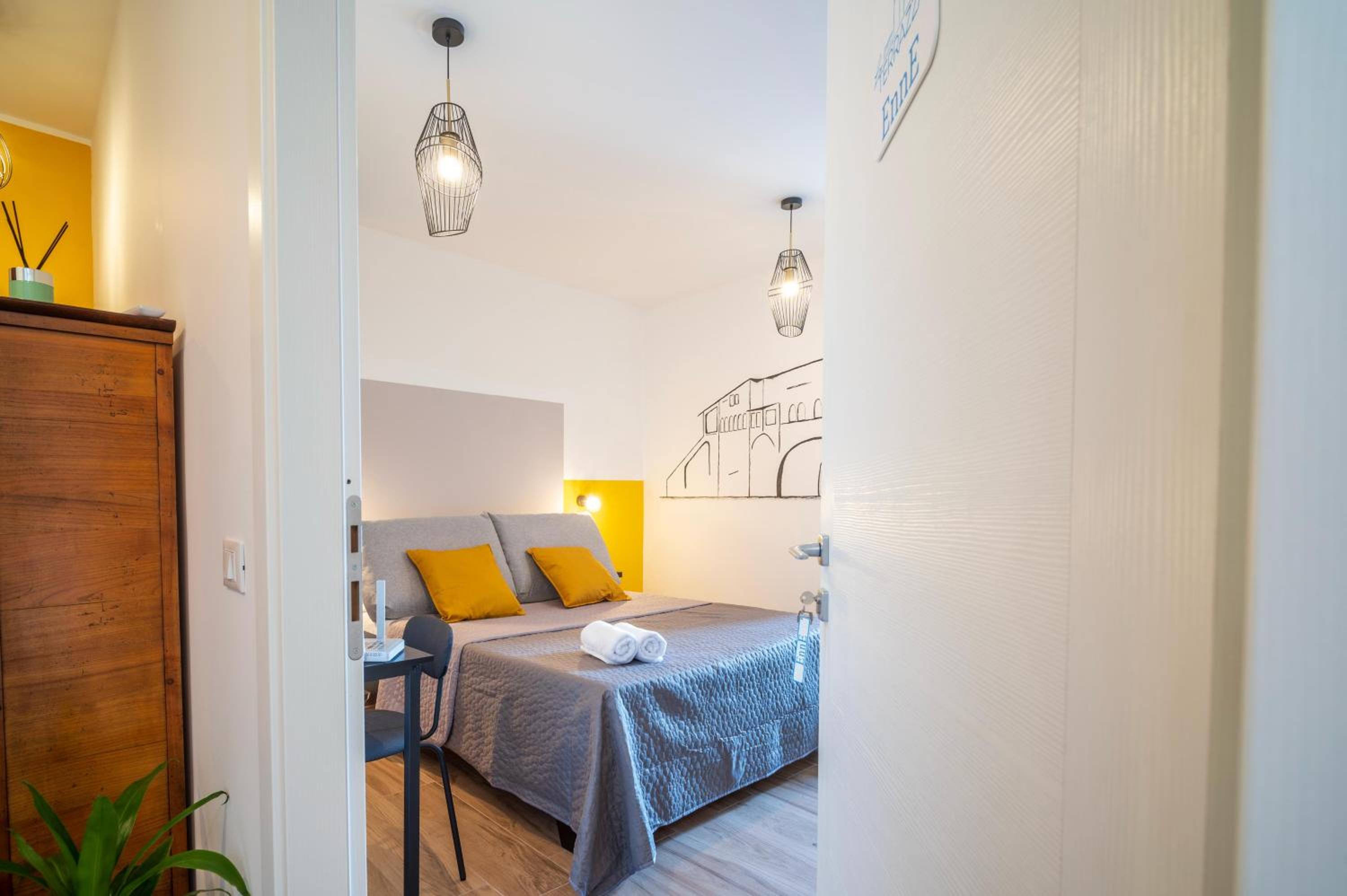 Deluxe Double Room with Shower photo 1