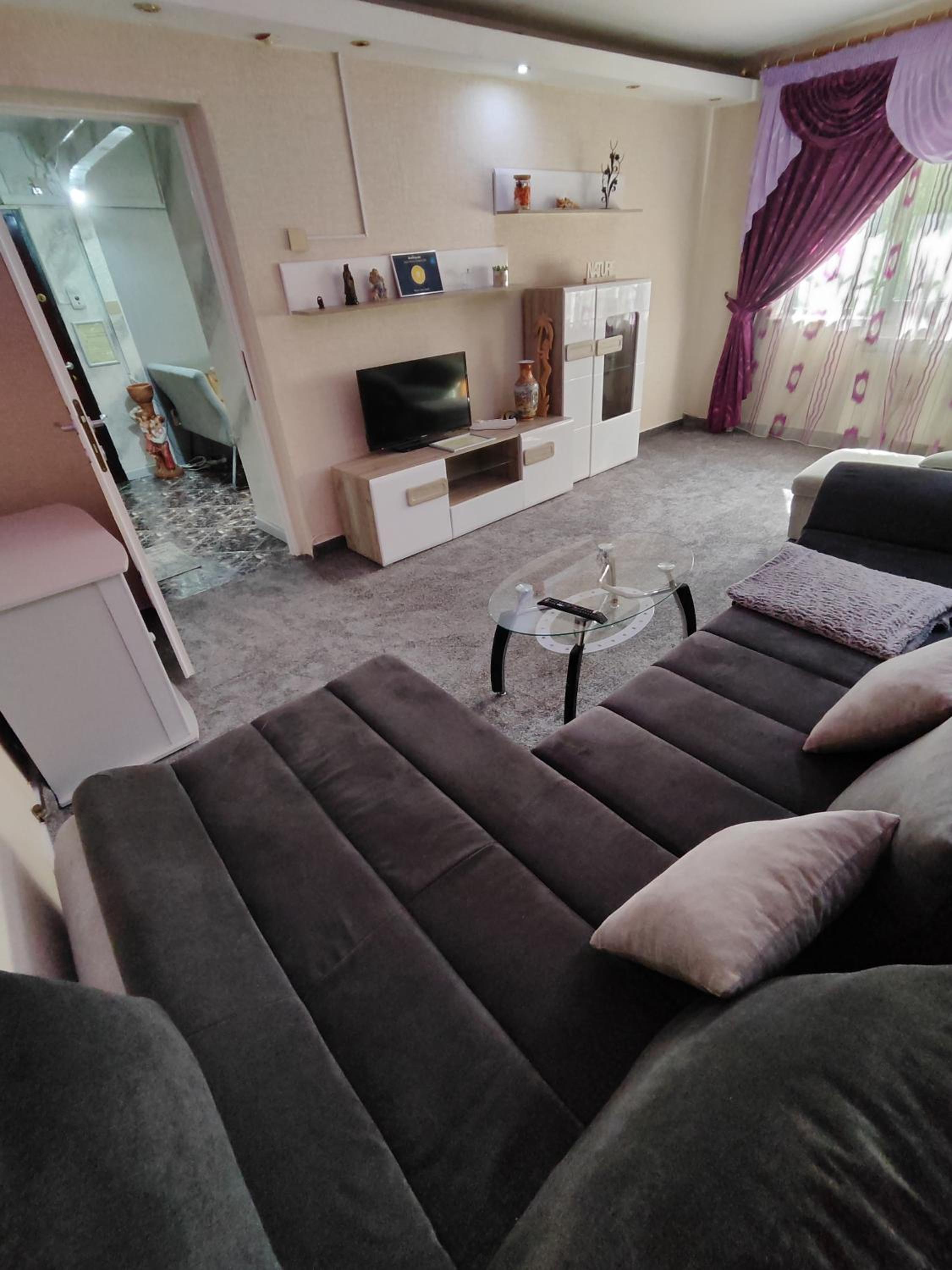 Apartment - Photo 1