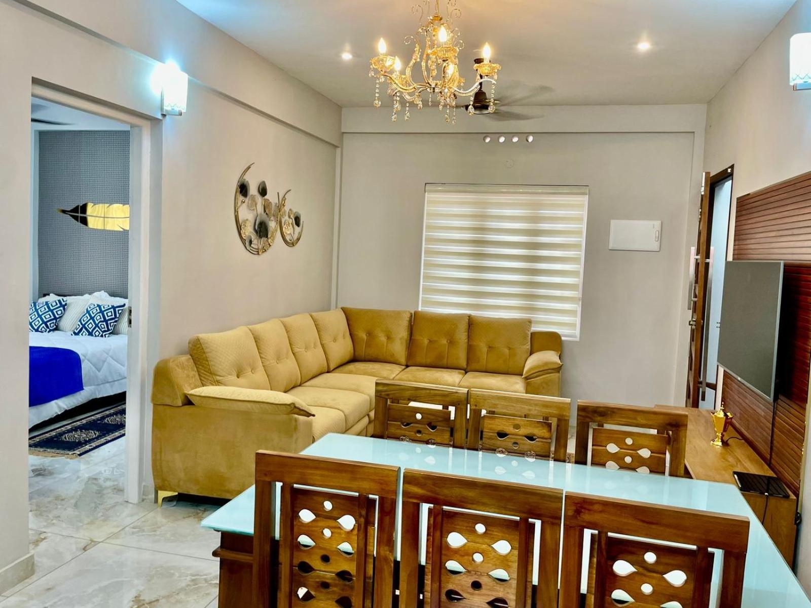 Two-Bedroom Deluxe Apartment with Balcony photo 1