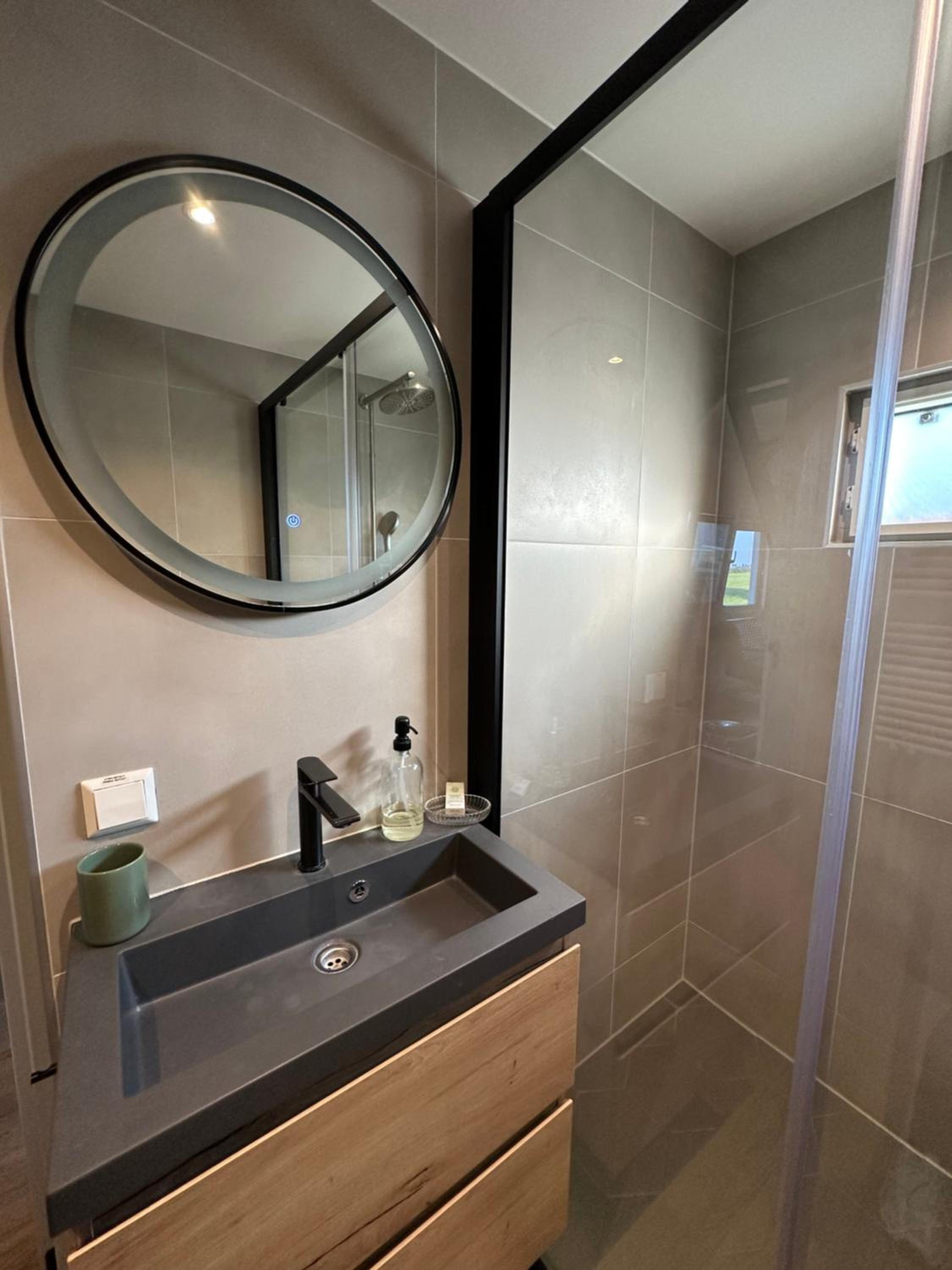 Double Room with Private Bathroom photo 2