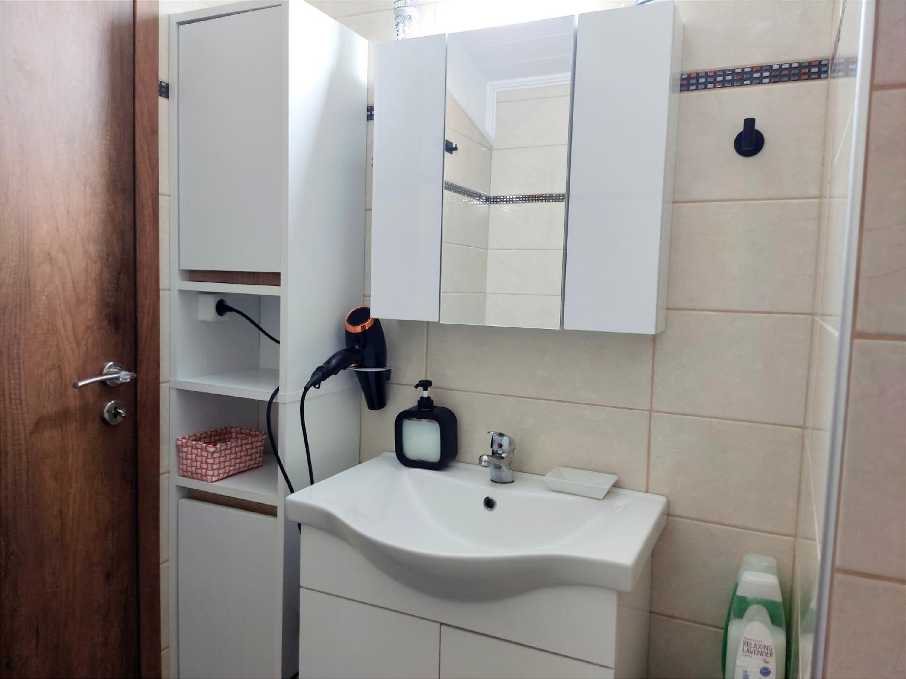 Three-Bedroom Apartment - Photo 6