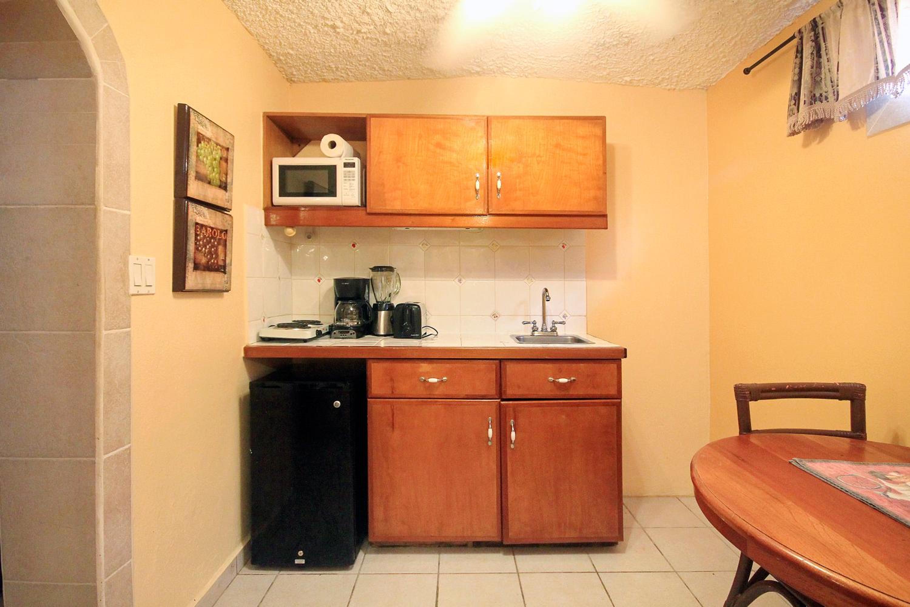 Lower Garden Two Bedroom - Semi Basement photo 2