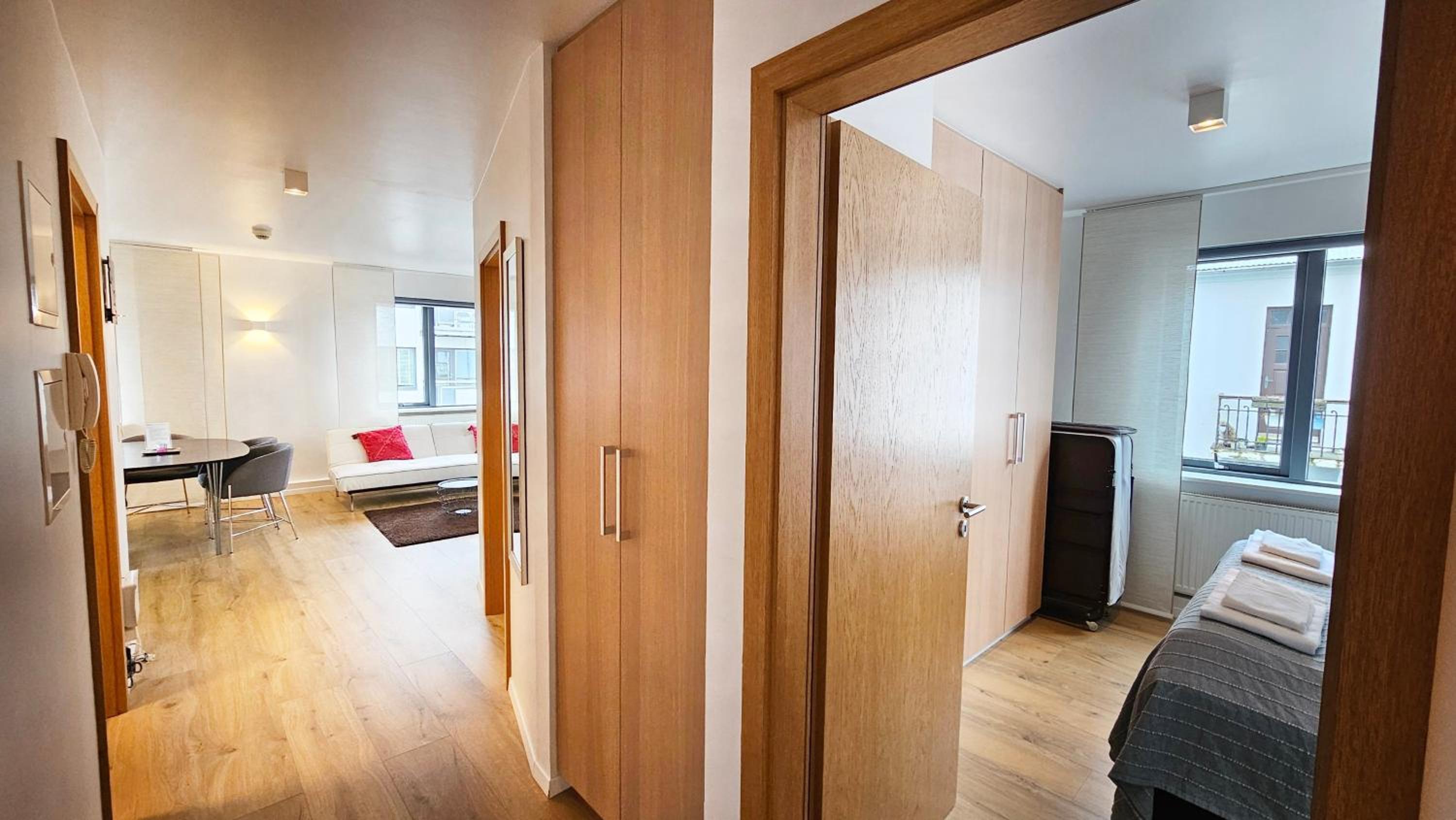 Two-Bedroom Apartment - Bergstadastræti 12 - Photo 3