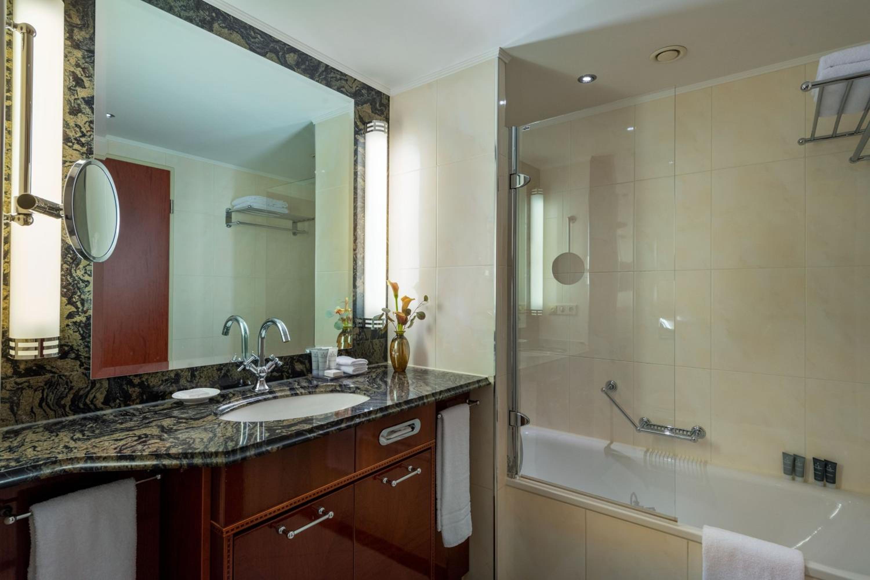 Classic, Guest room, 2 Twin/Single Bed(s)
