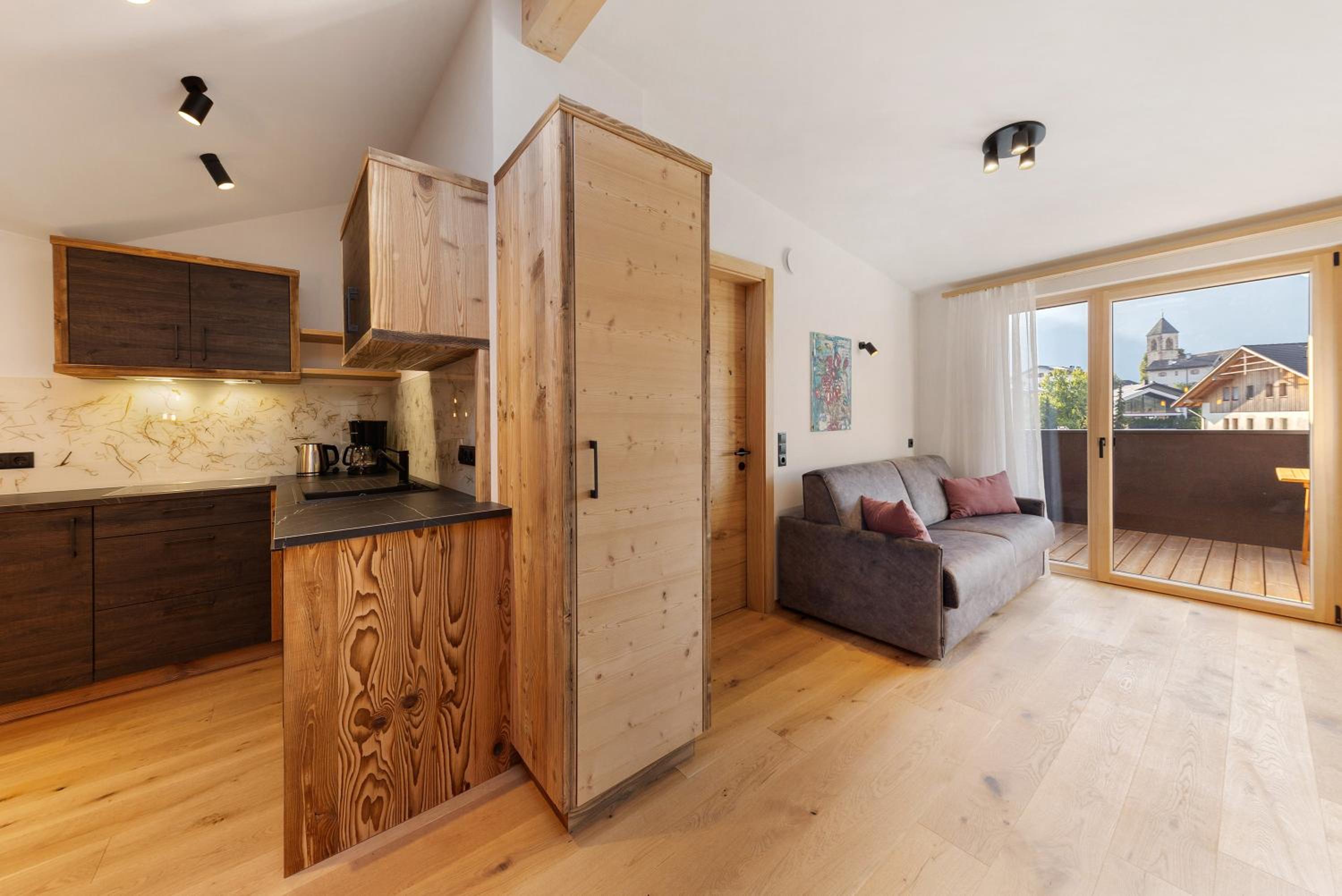 Two-Bedroom Deluxe Apartment with Garden View