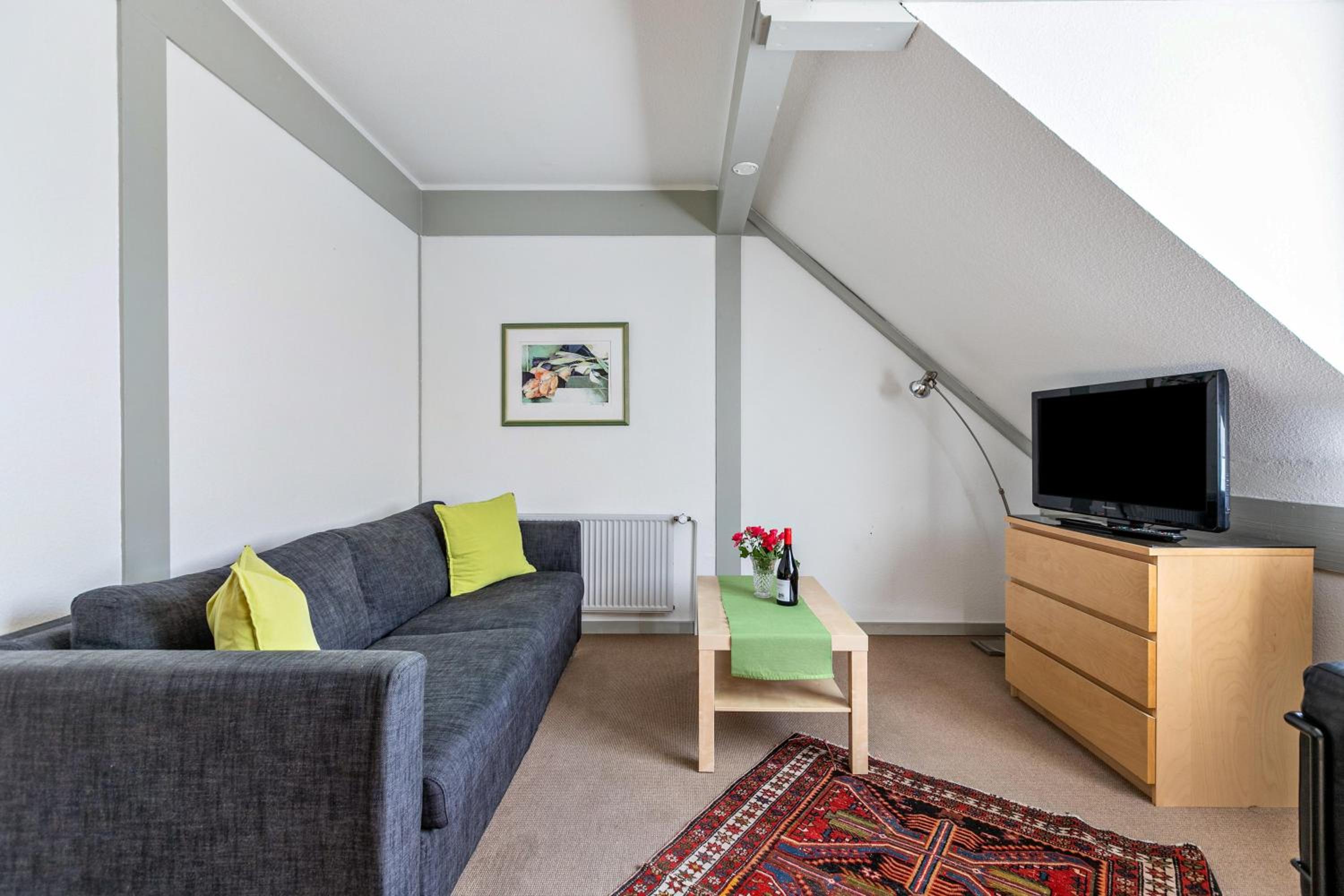 One-Bedroom Apartment with Garden View