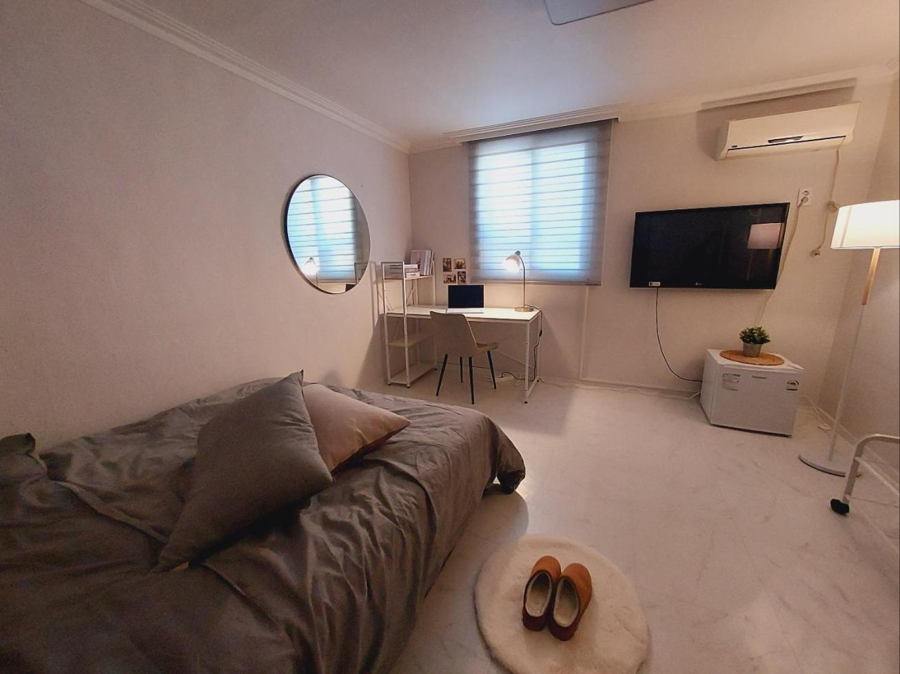 Double Room With Private Bathroom photo 2