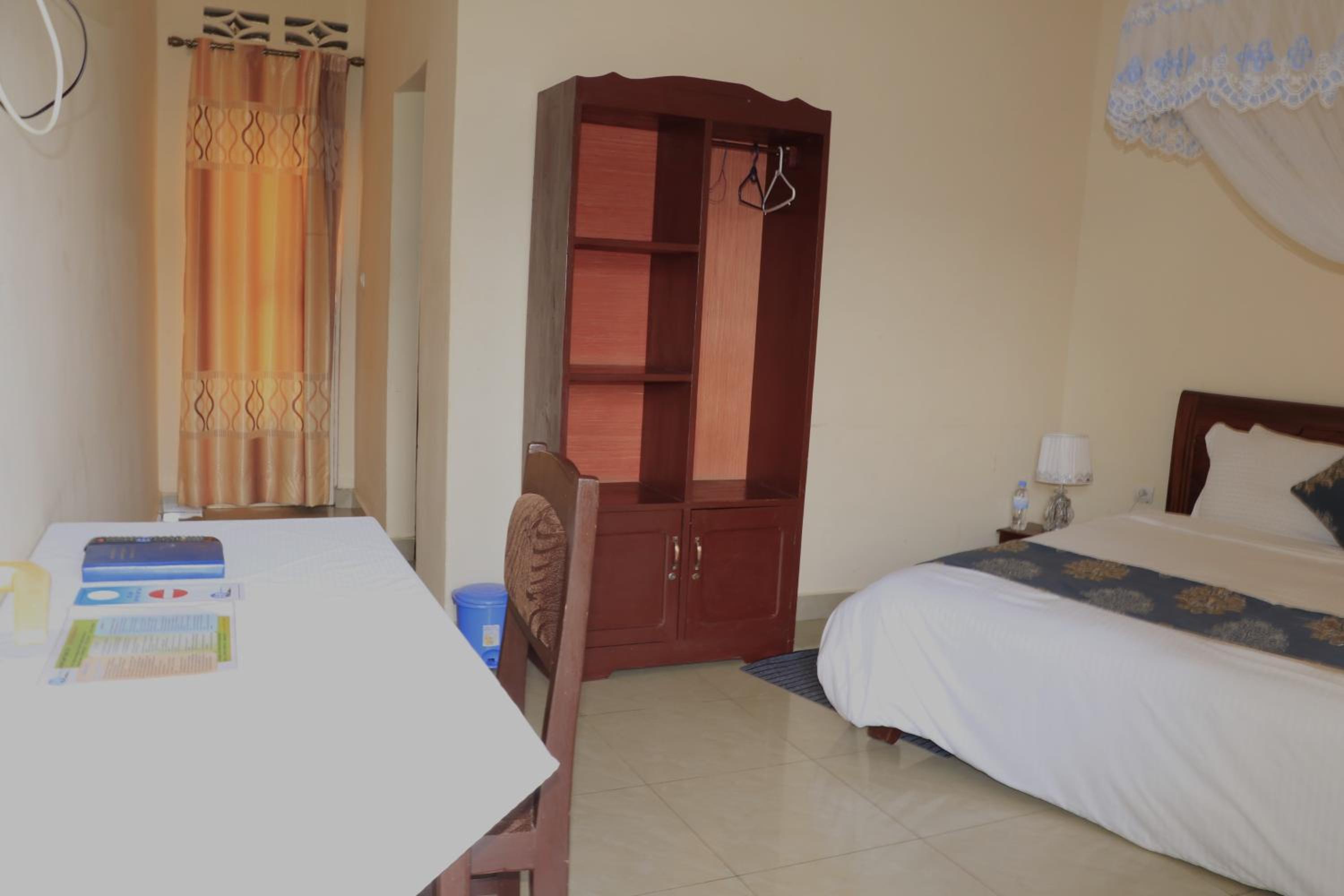 Double Room with Mountain View