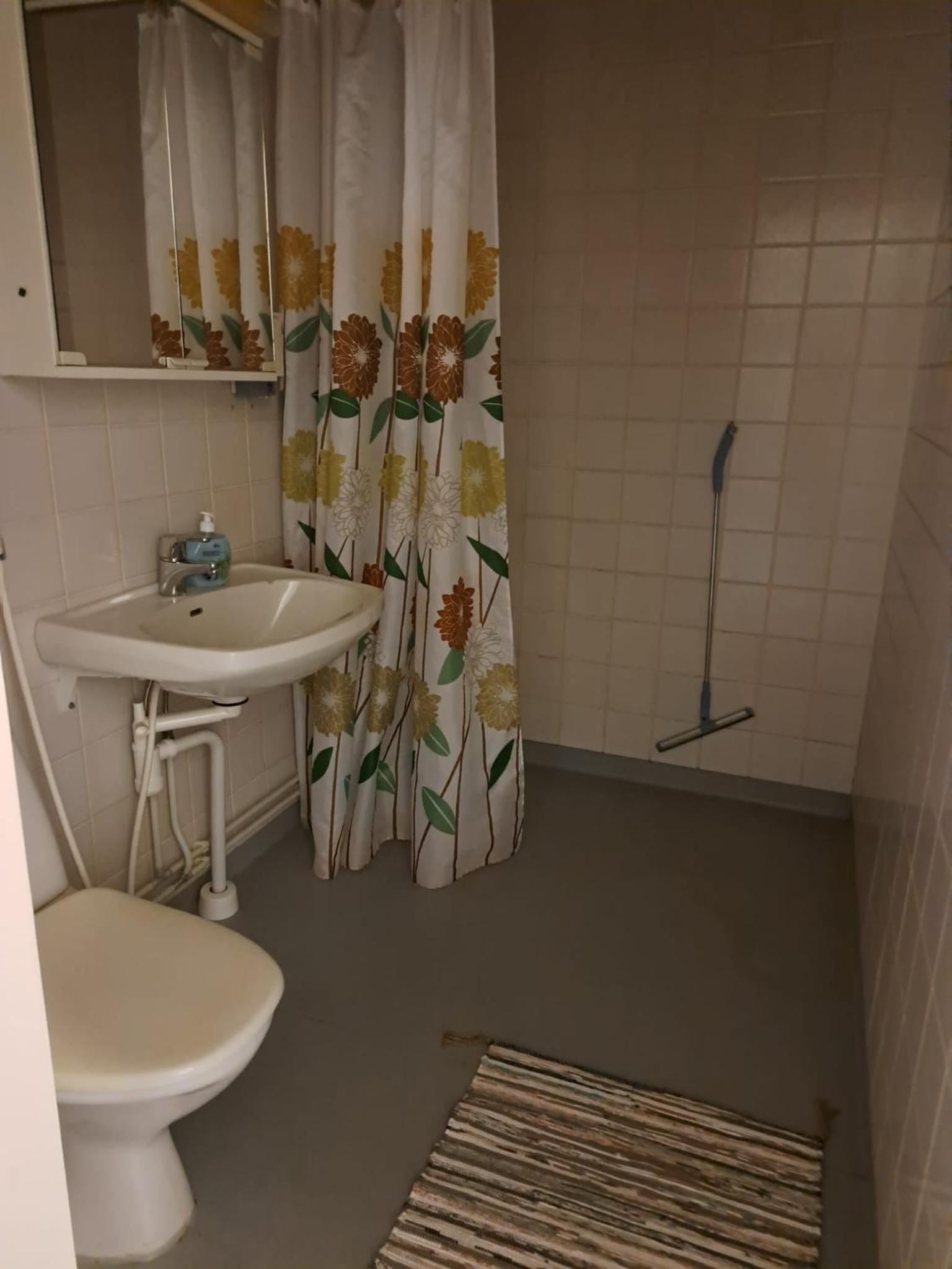 Double Room with Private Bathroom photo 2