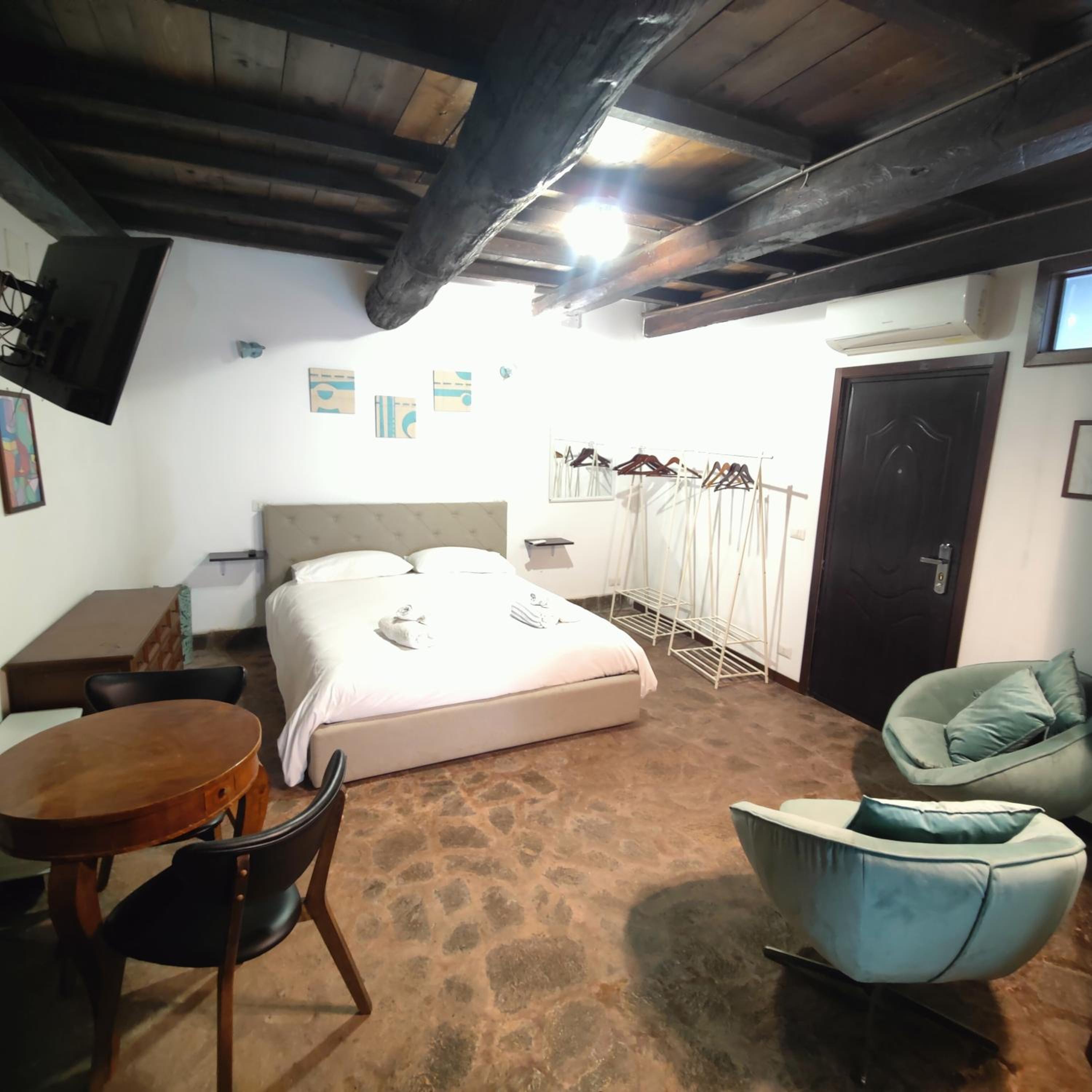 Three-Bedroom House photo 1