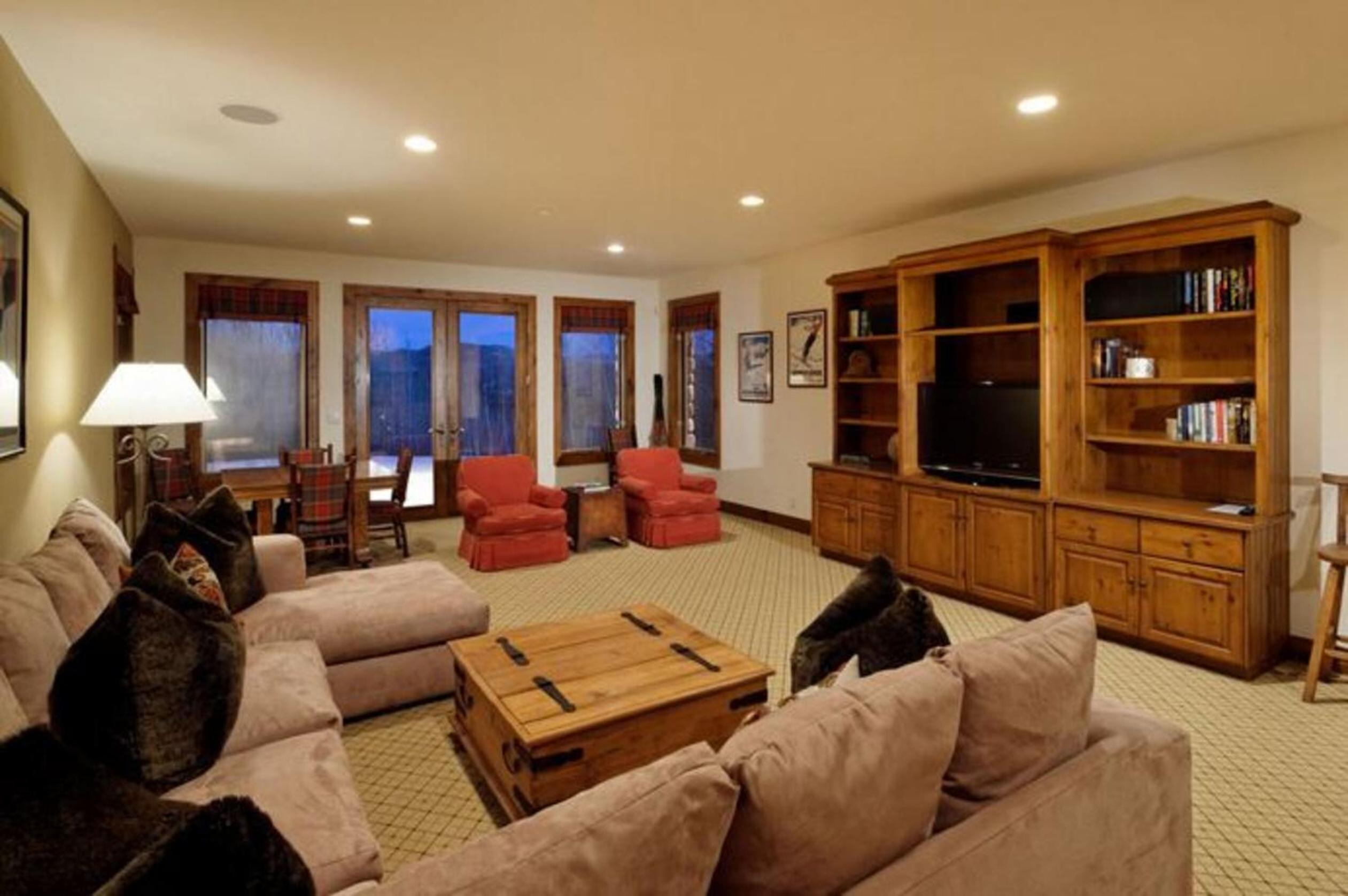 Two-Bedroom House photo 1