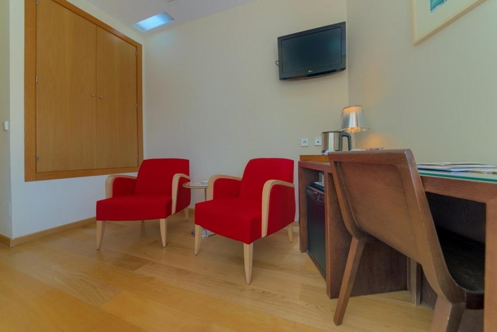 Superior Double Room with Private Terrace - Photo 7
