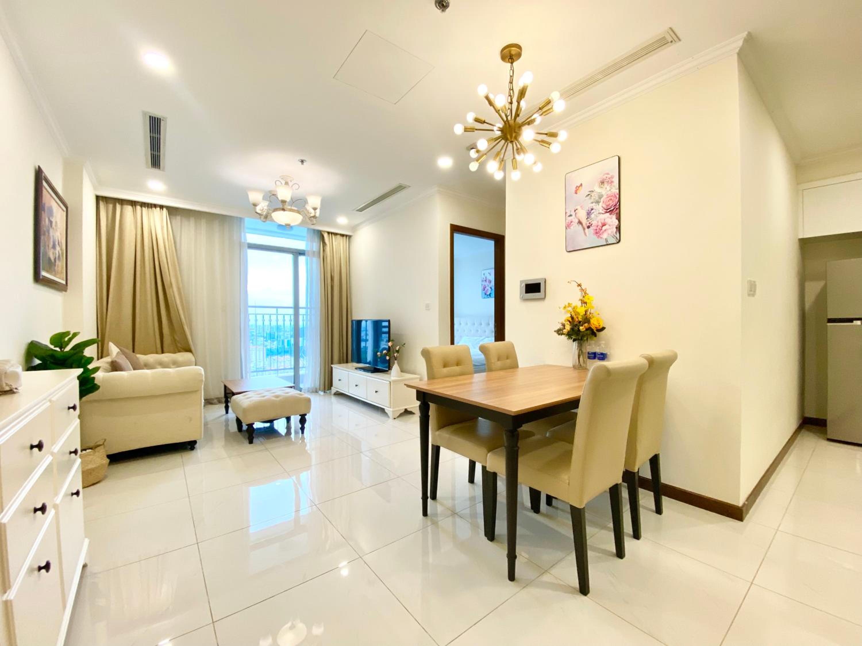 One-Bedroom Apartment With Balcony And City View photo 1