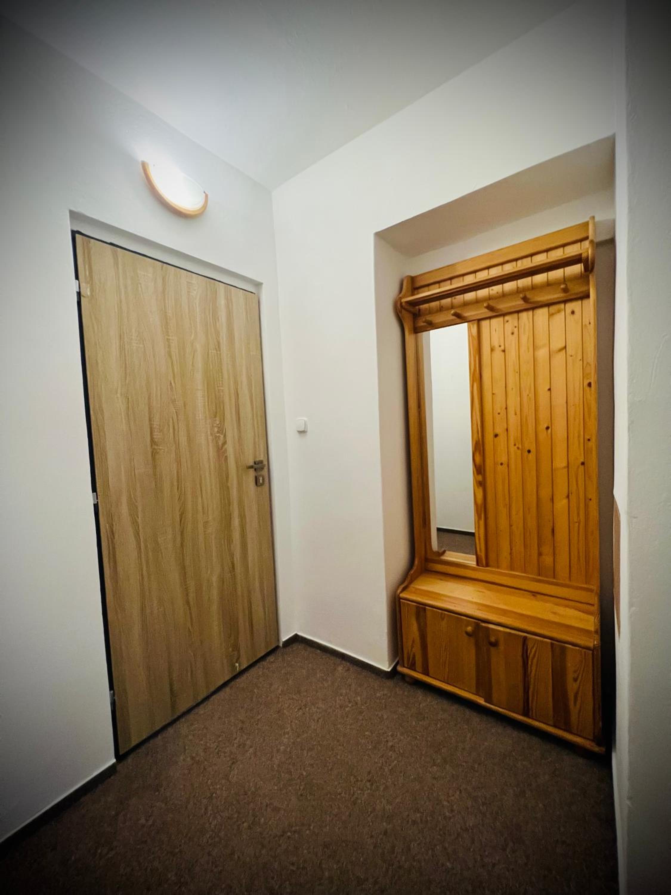 Twin Room With Private Bathroom photo 3