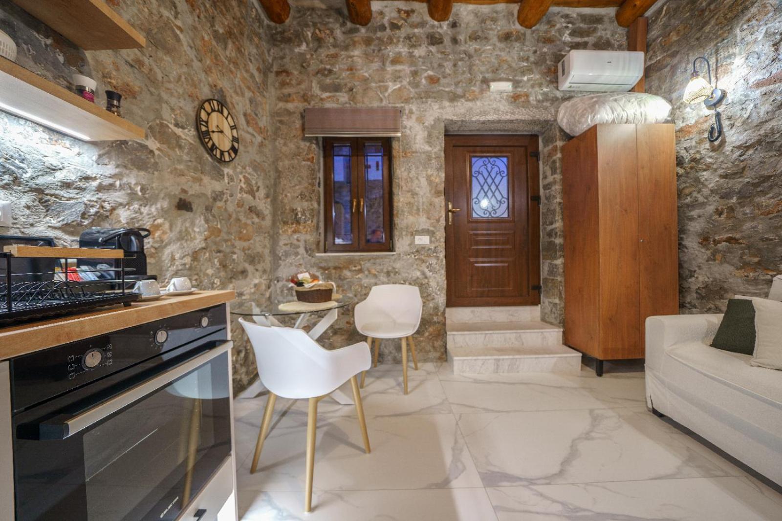 Alia Suite with Sea View  photo 1