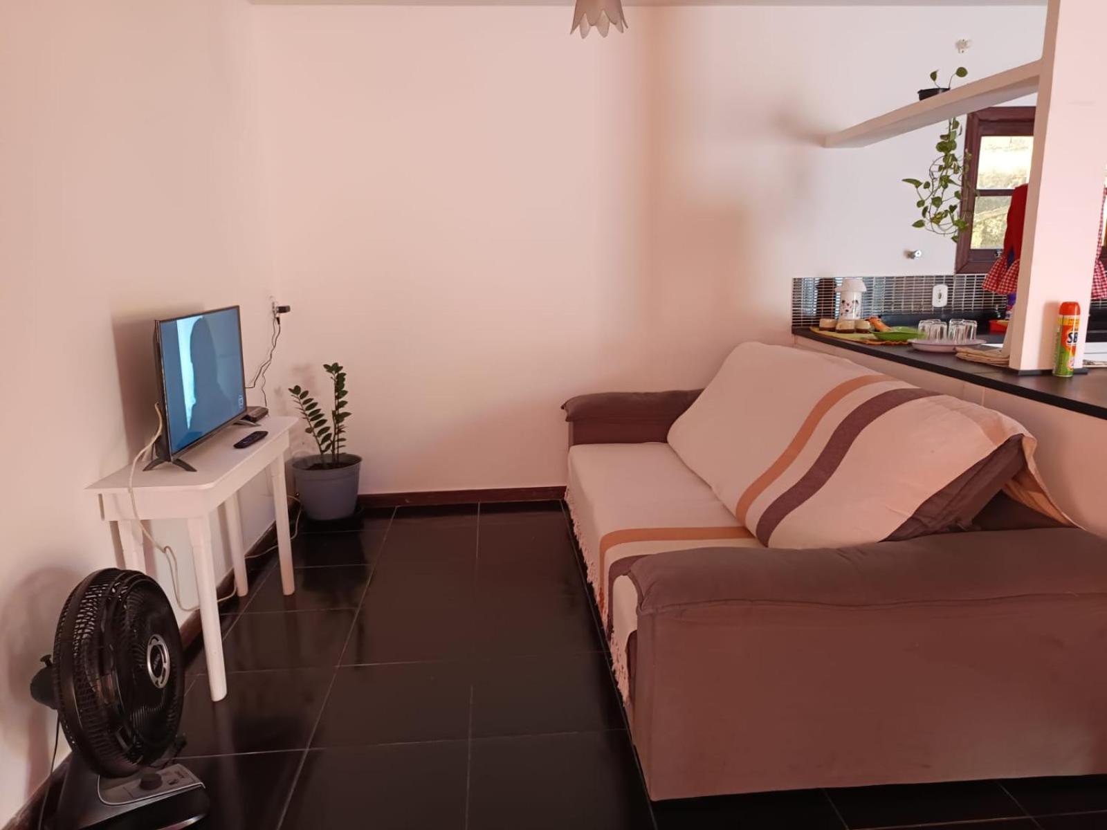 One-Bedroom House photo 1