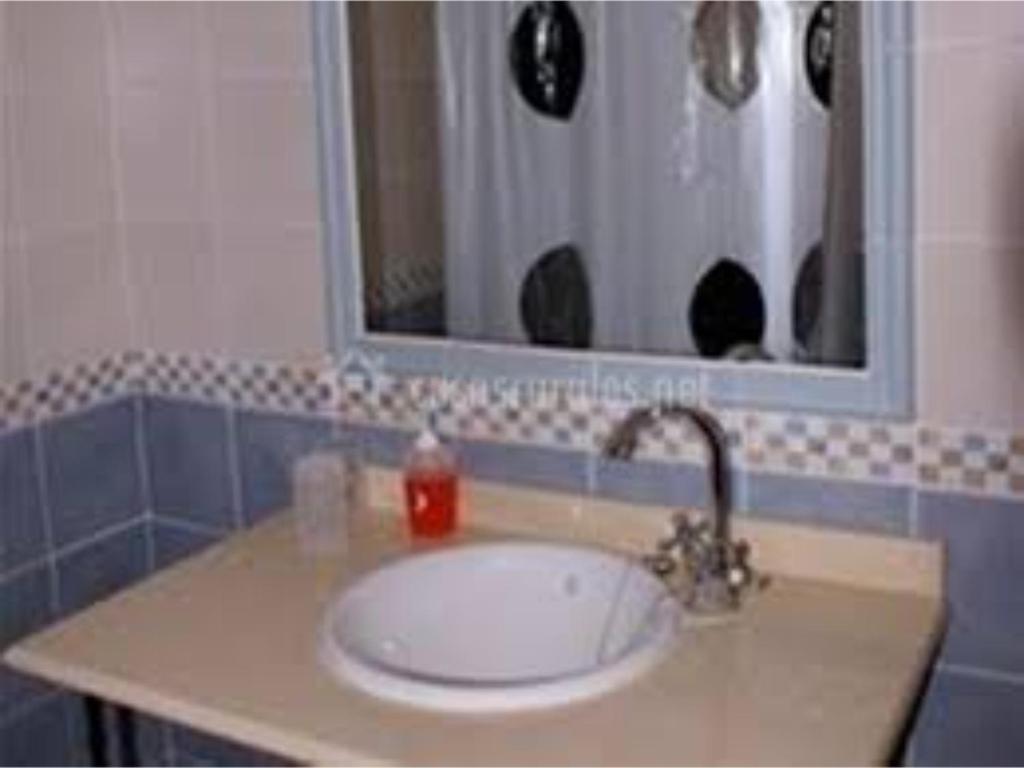 One-Bedroom House photo 2