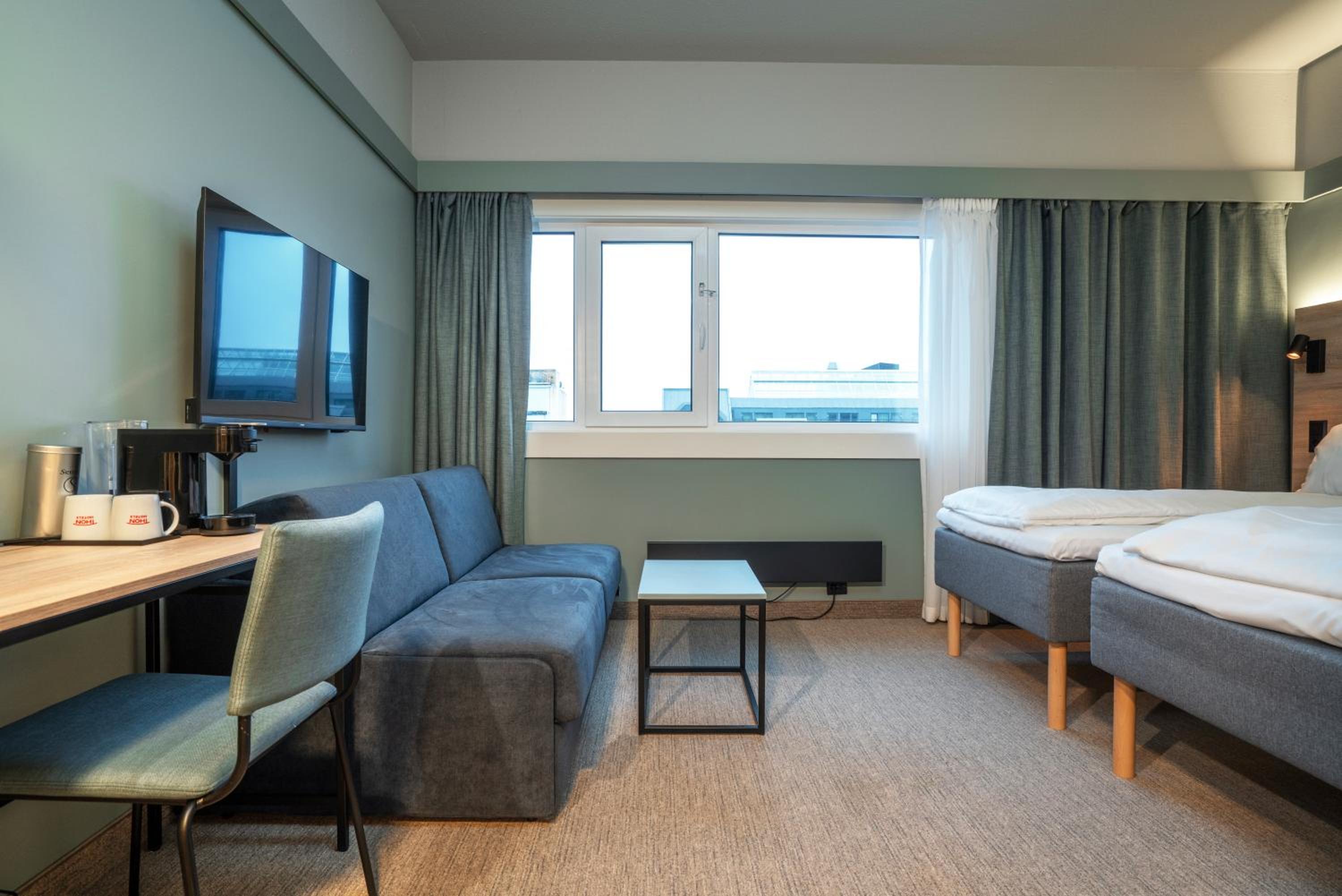 Twin Room - Photo 3