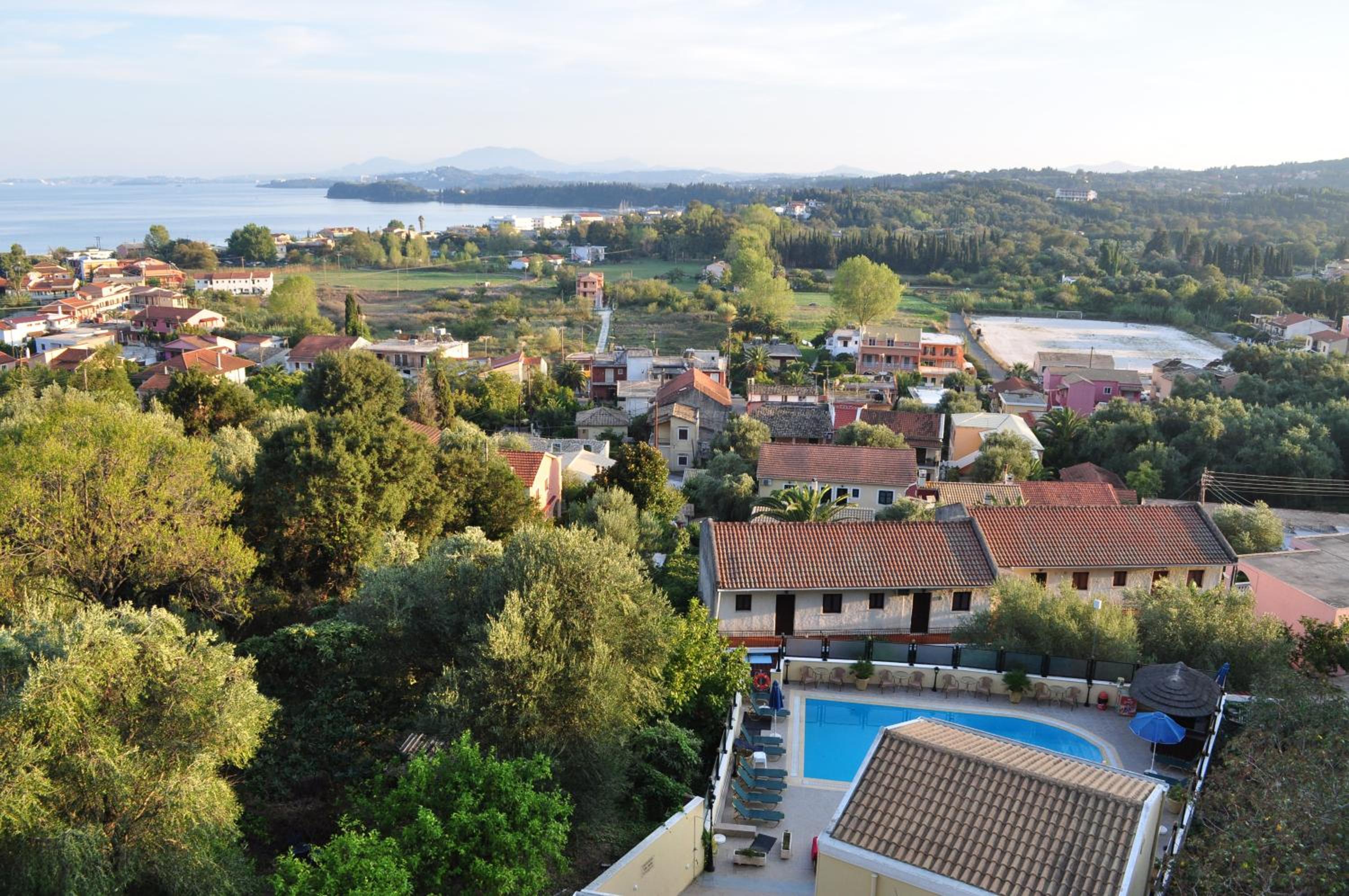 Twin or Double Room with Panoramic View photo 2