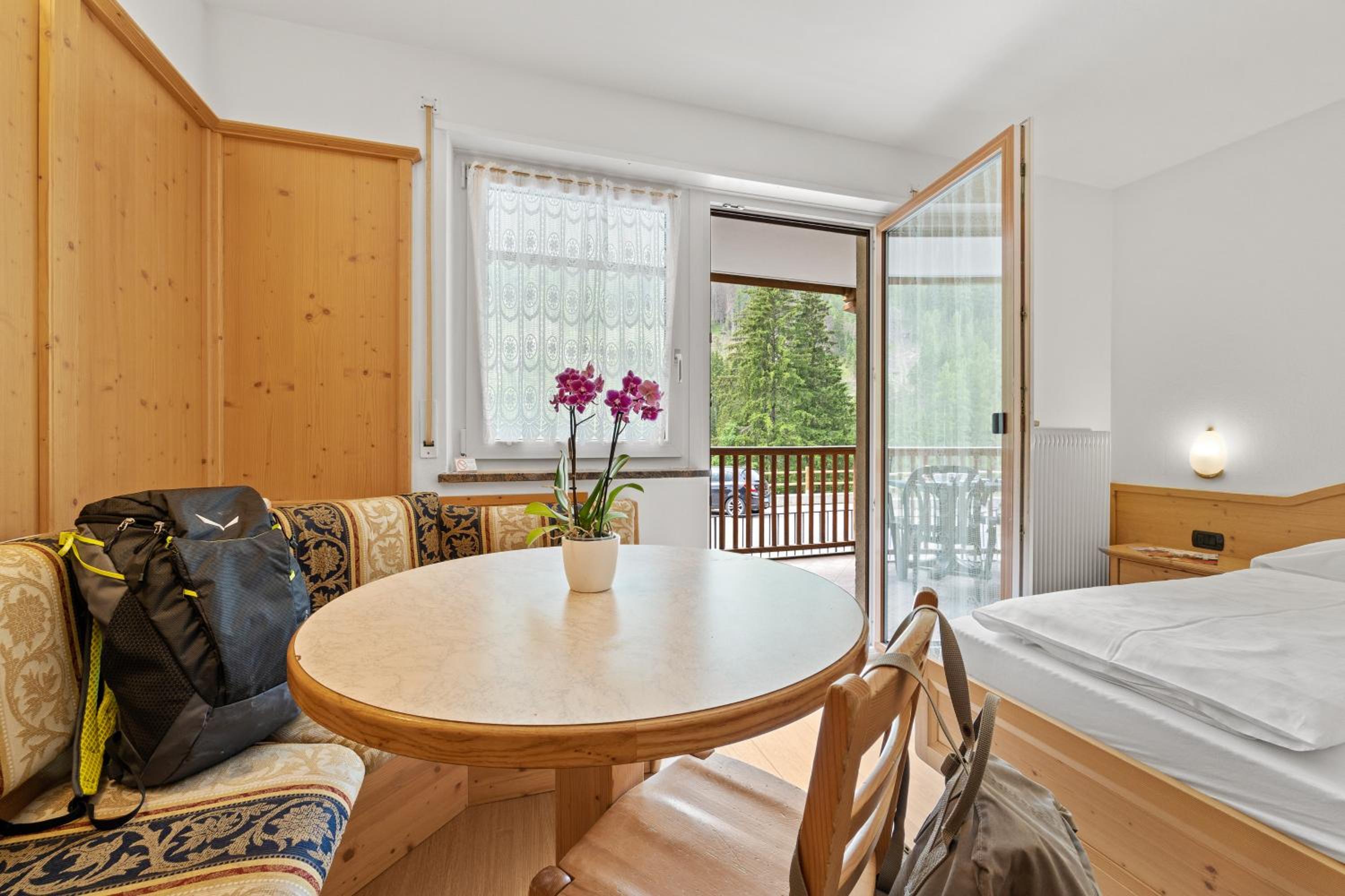 Studio with Mountain View (4 people)