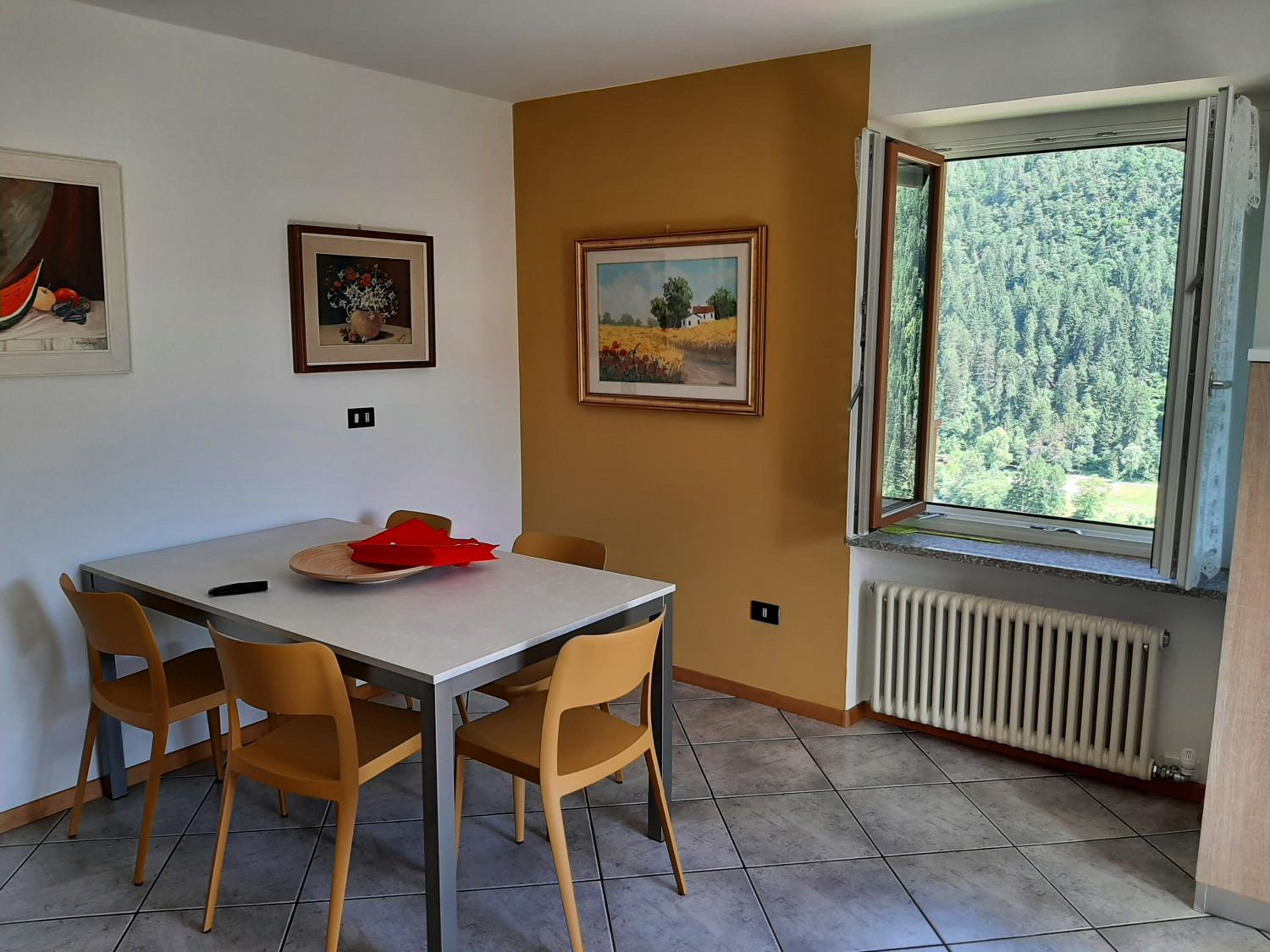 Three-Bedroom Standard Apartment photo 2