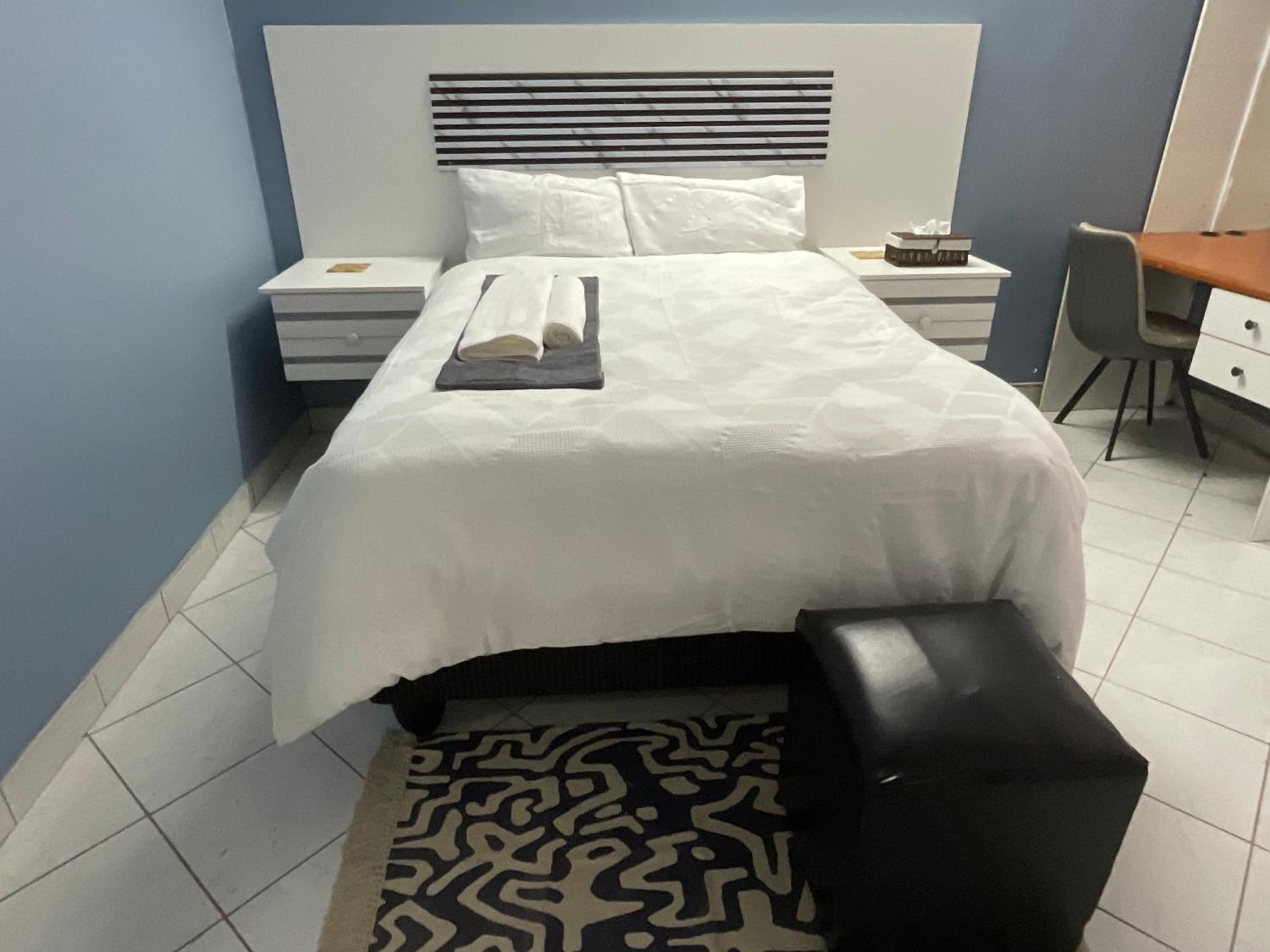 Double Room with Private Bathroom photo 1
