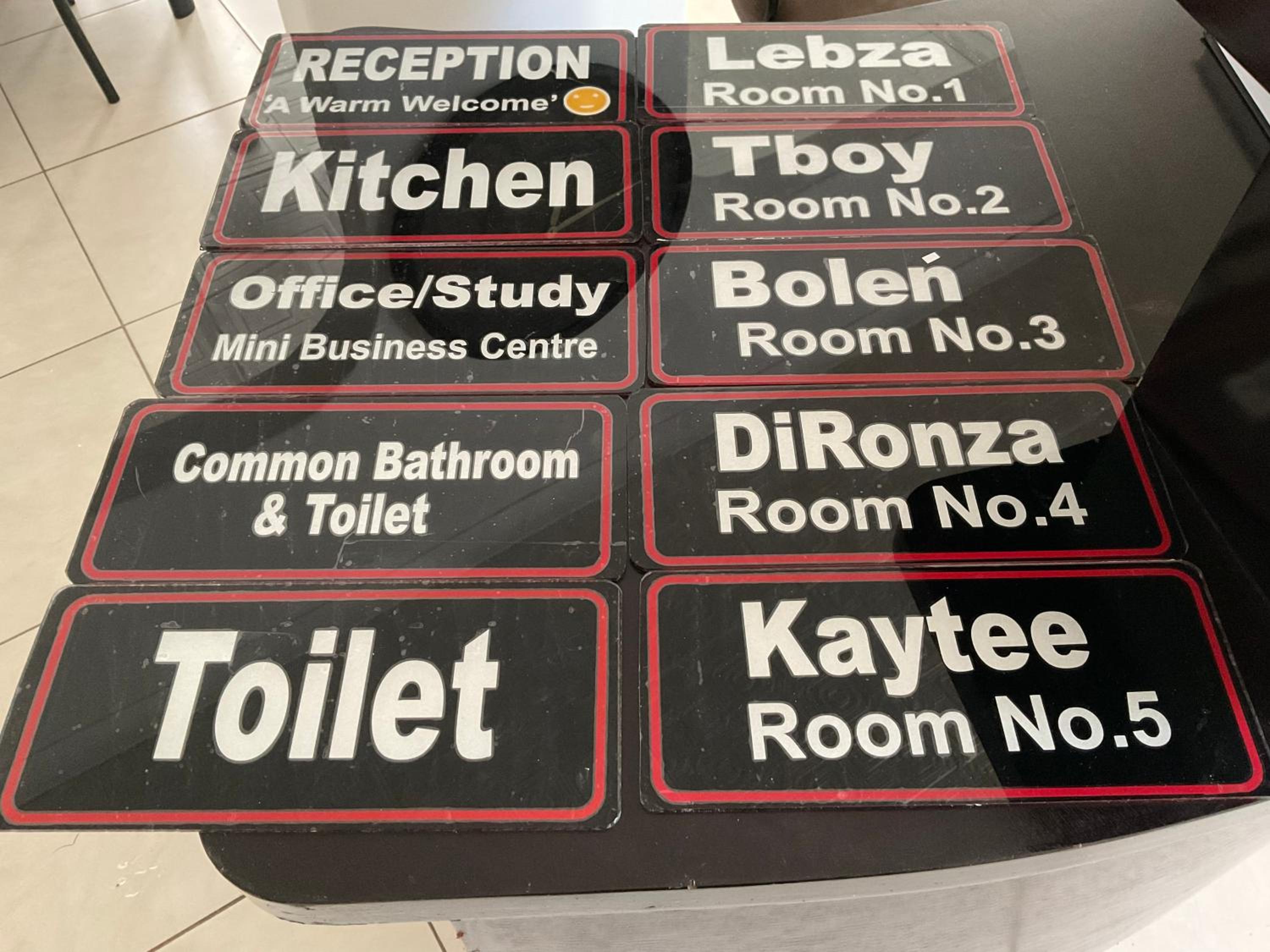 Double Room with Private Bathroom photo 2