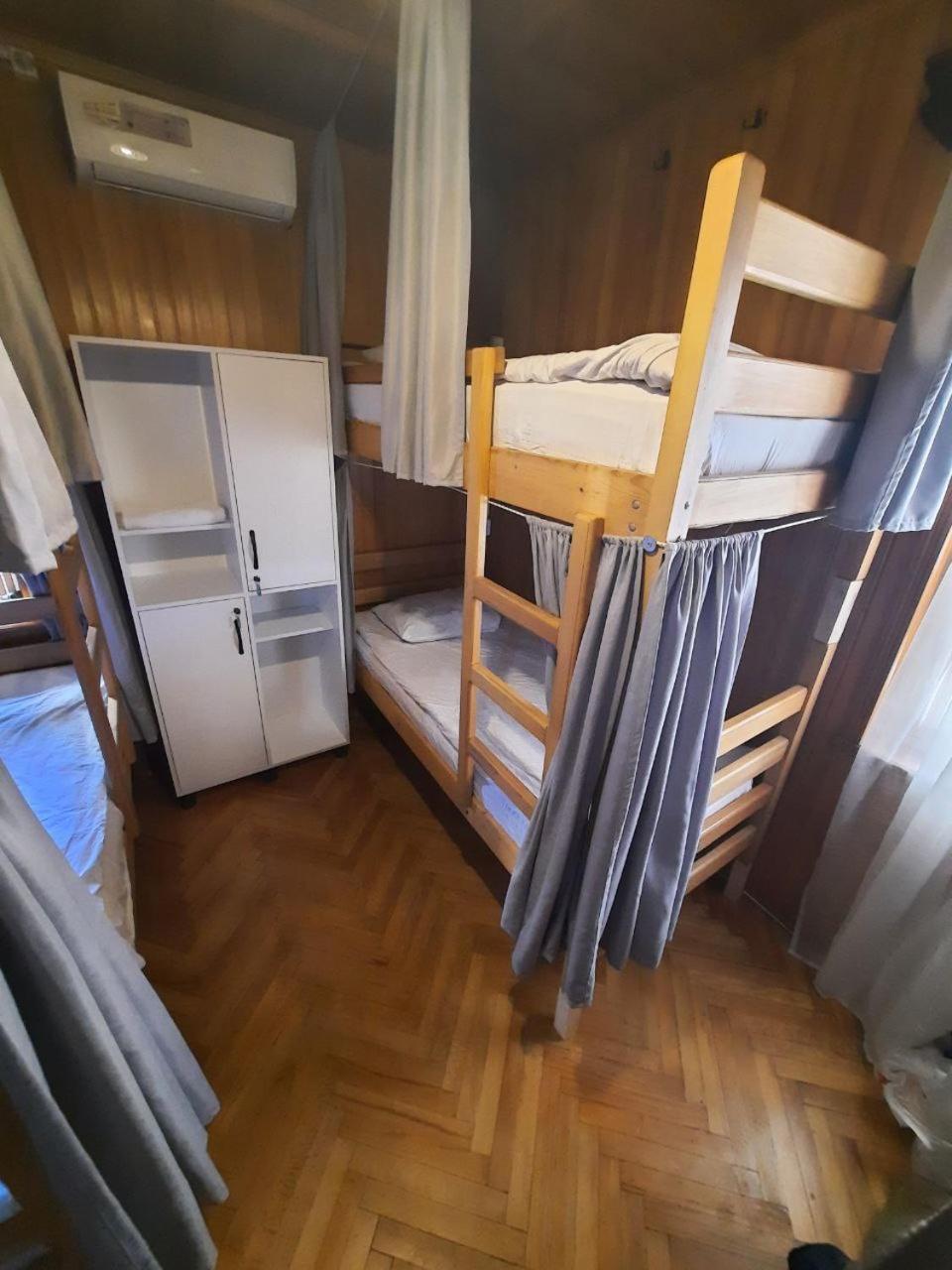 Bunk Bed In Mixed Dormitory Room photo 1