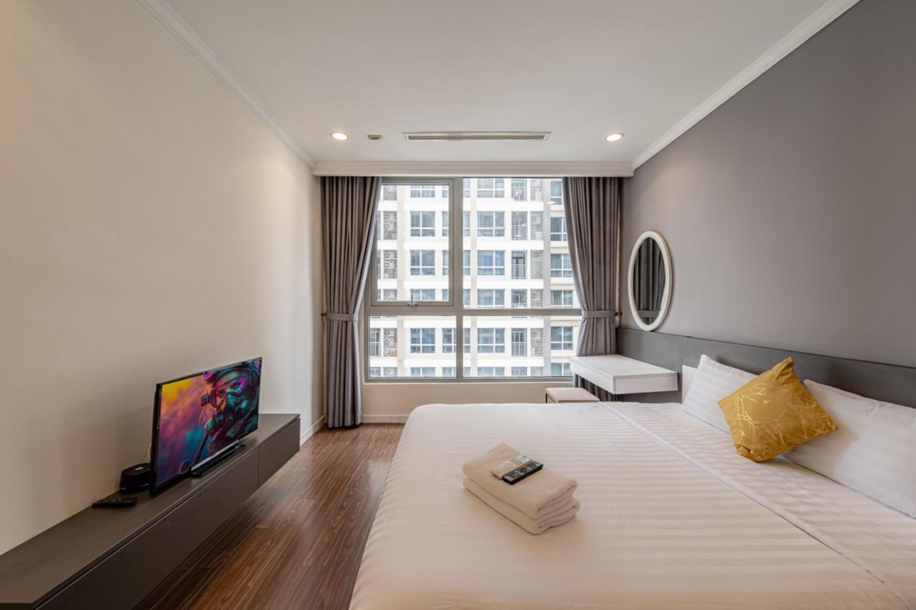 Two-Bedroom Apartment With City View photo 3
