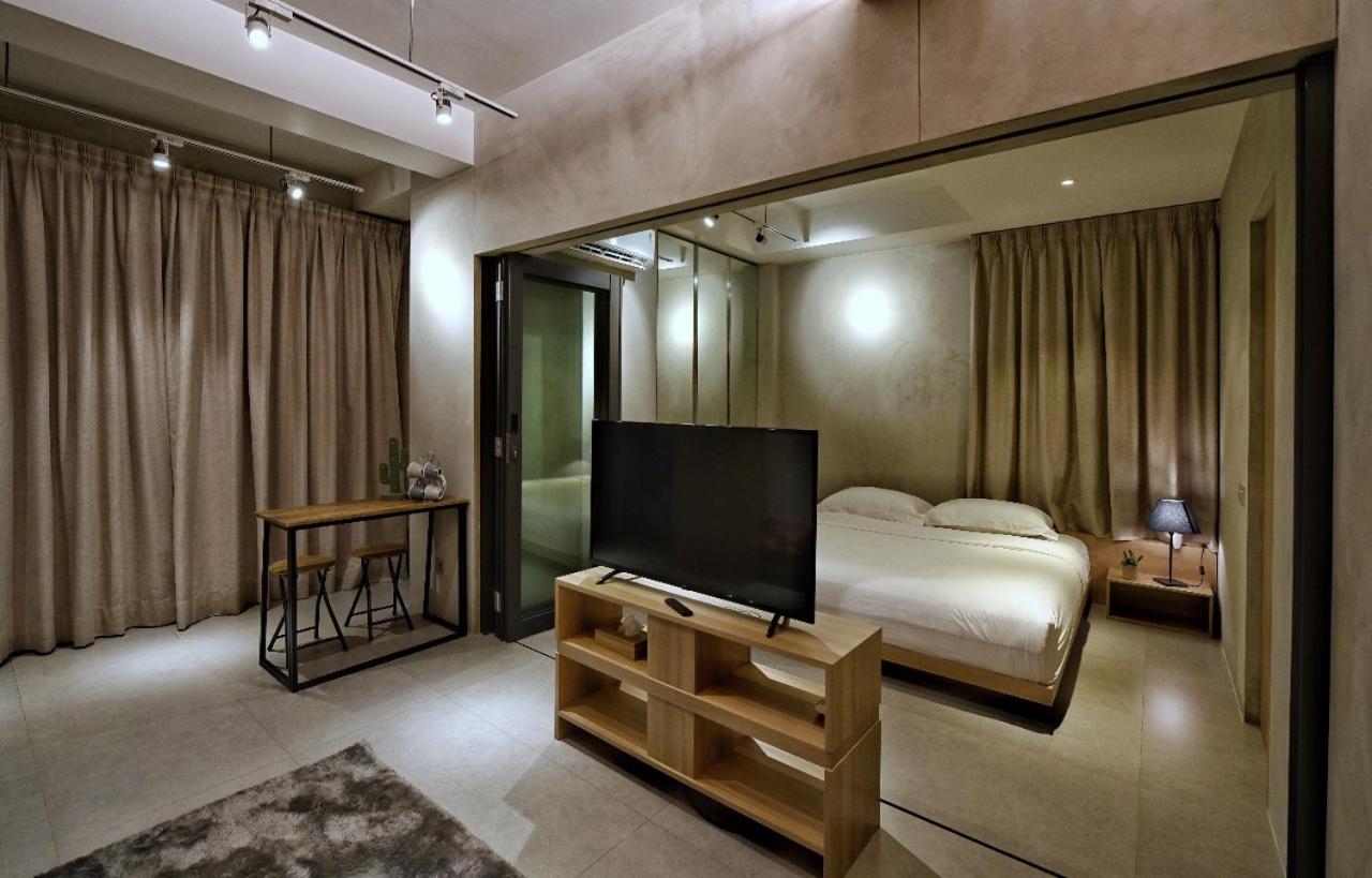 Junior Suite with Balcony - Photo 1
