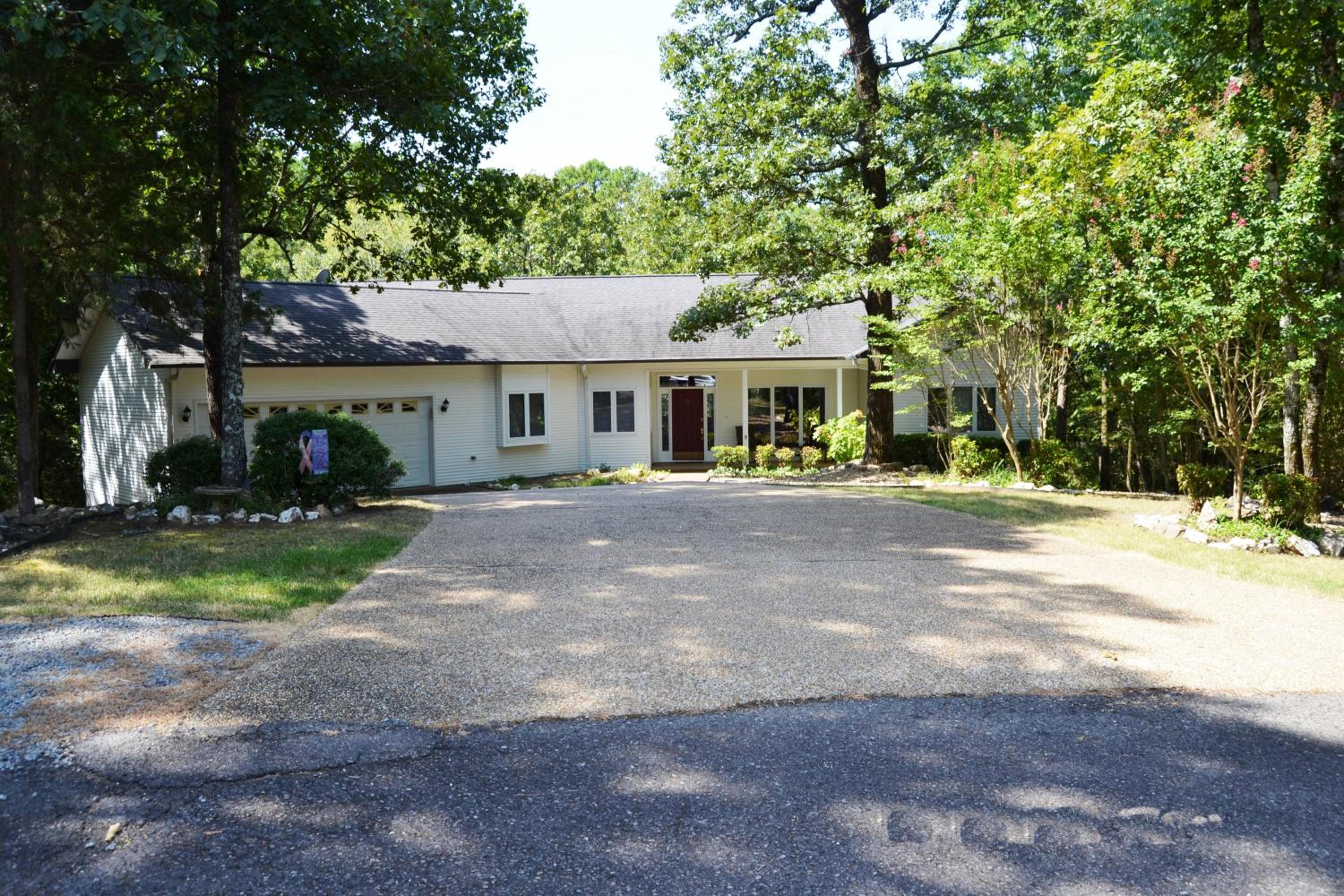 Four-Bedroom House photo 1