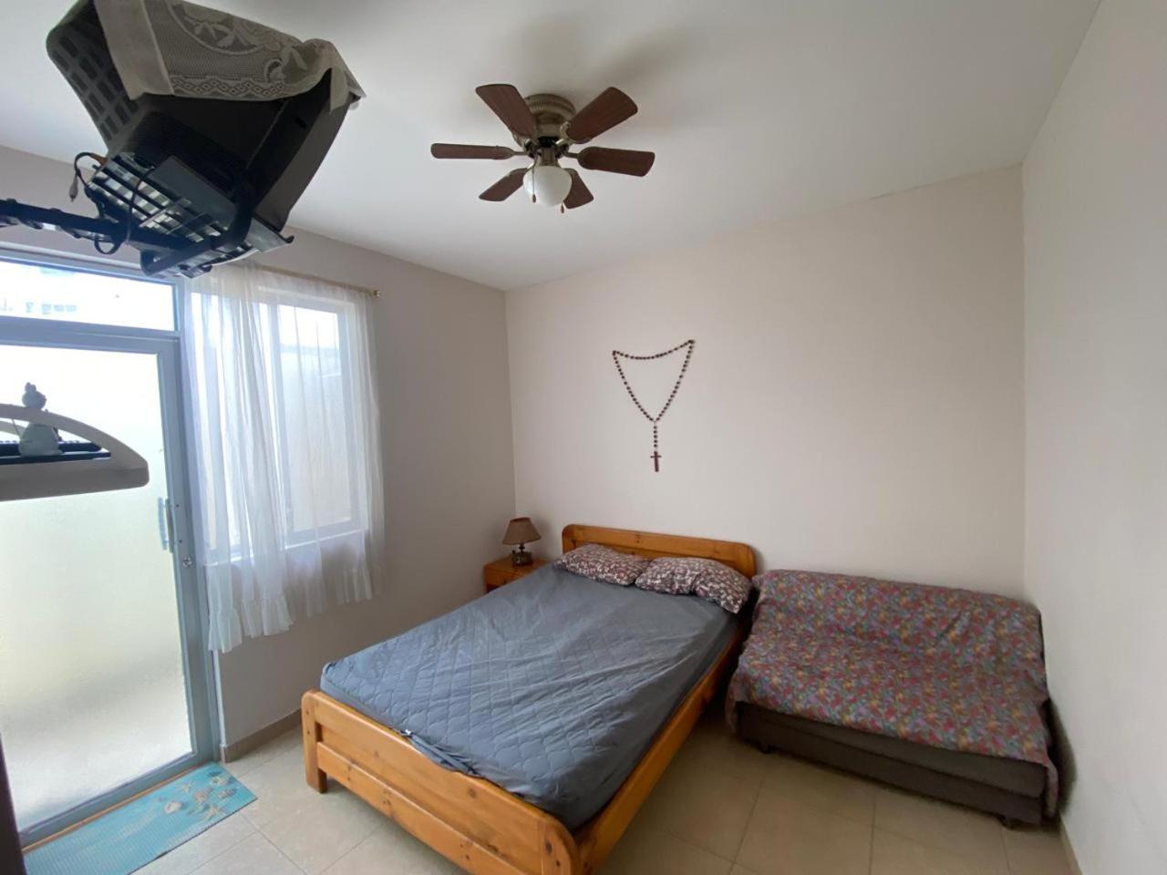 Three-Bedroom House photo 2