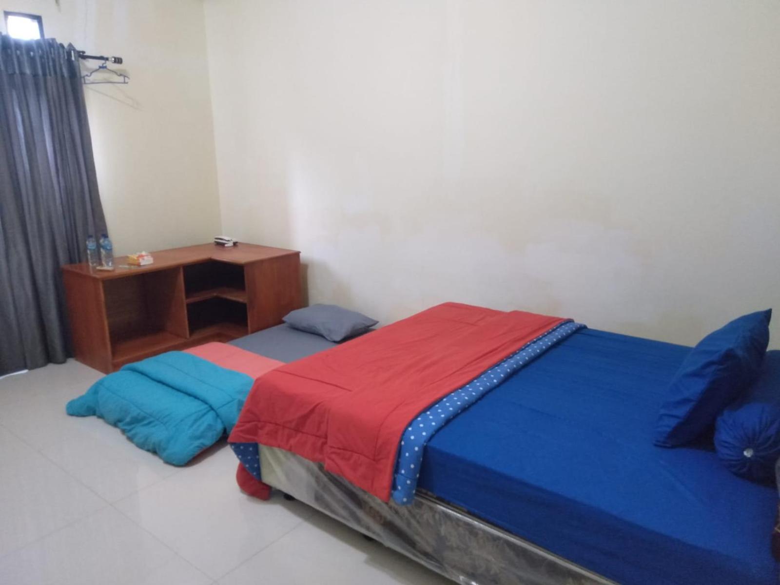 Deluxe Double Room (2 Adults + 1 Child) photo 1