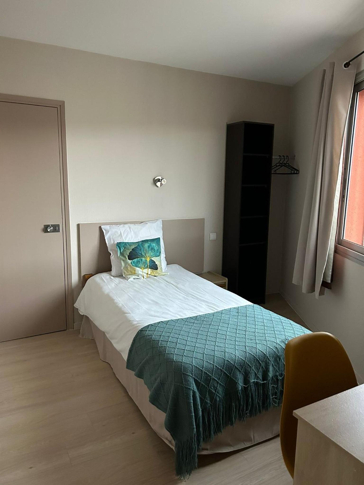 Standard Single Room photo 2