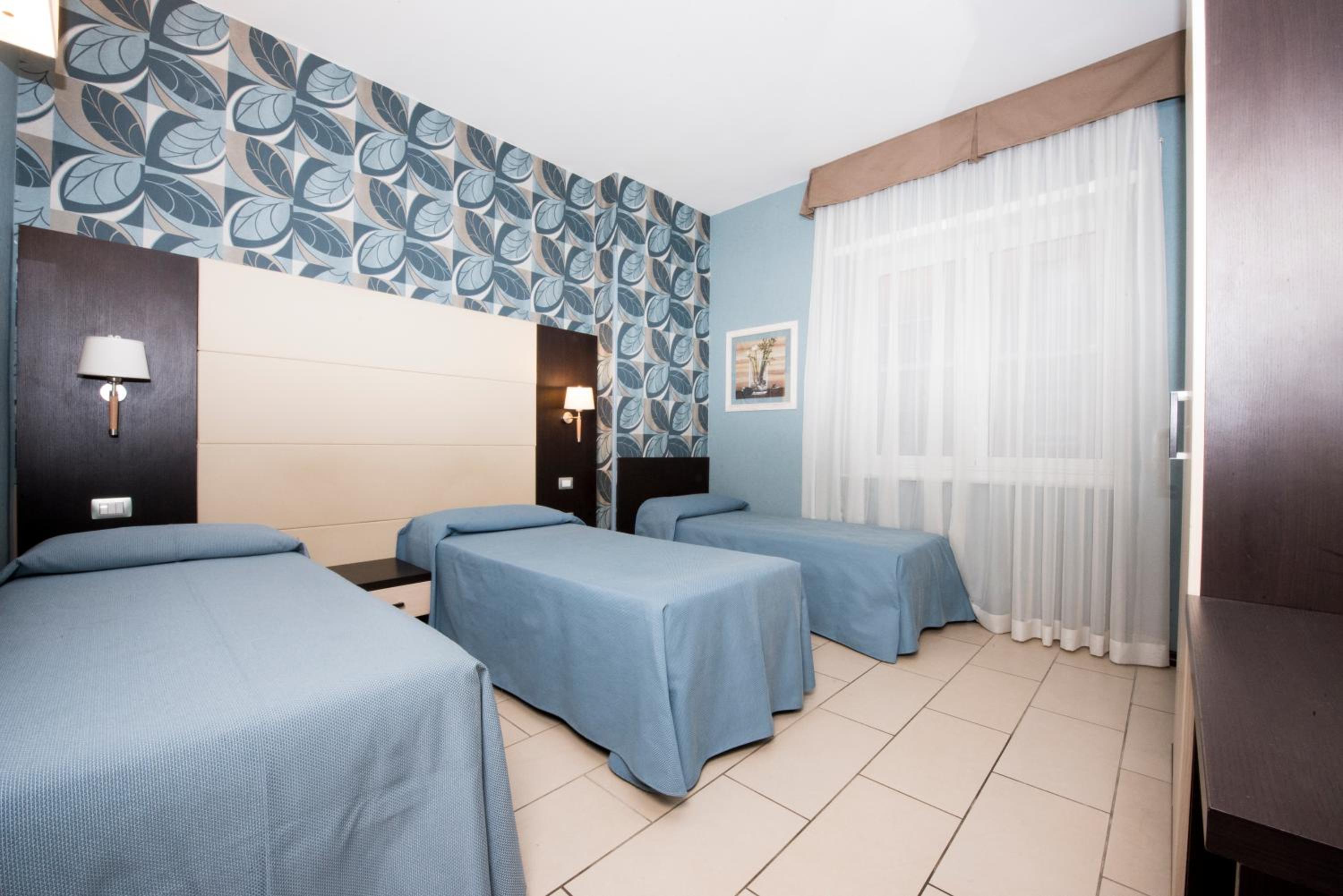 Triple Room photo 2