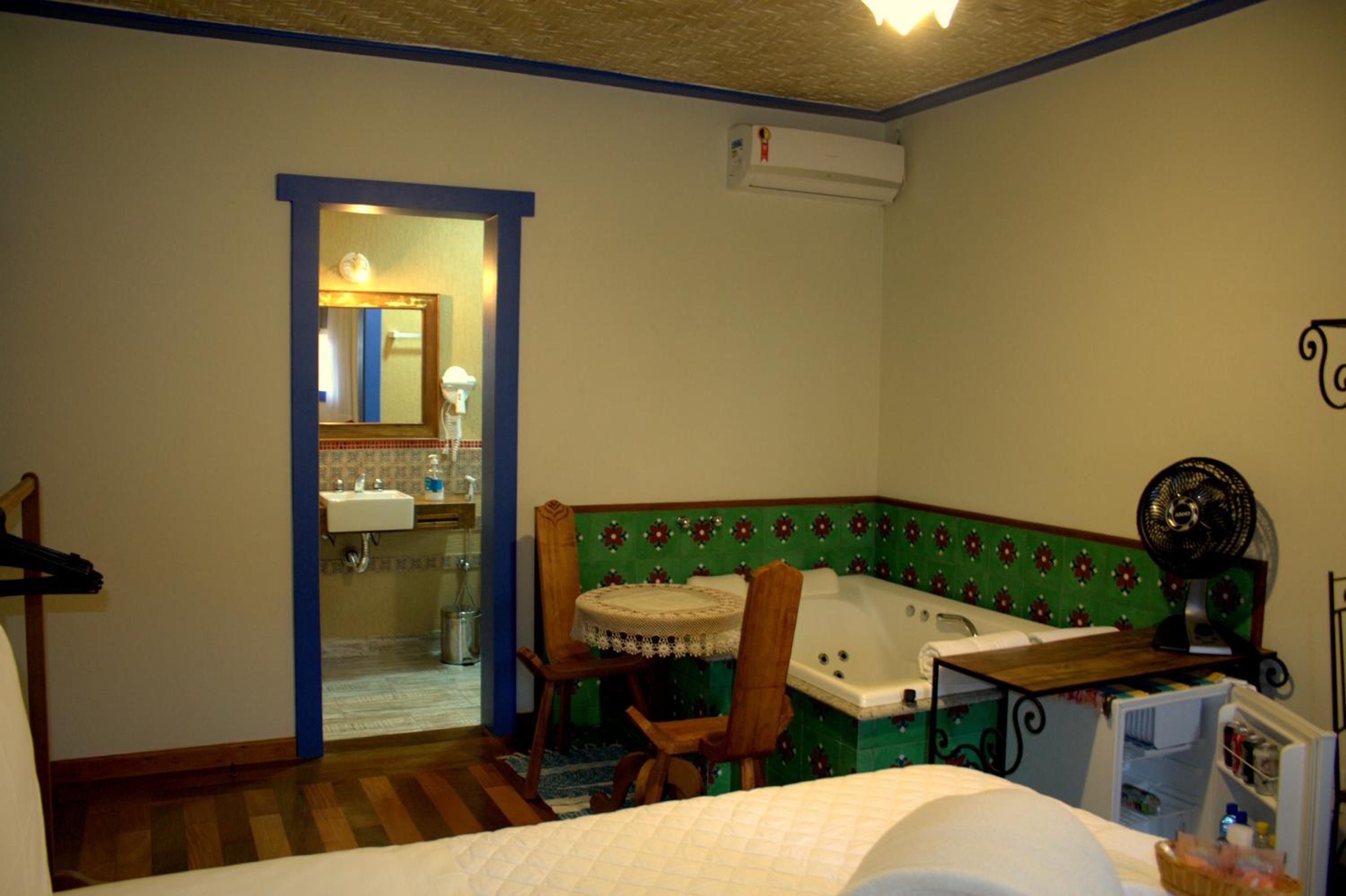 Double Room with Spa Bath- ground Floor