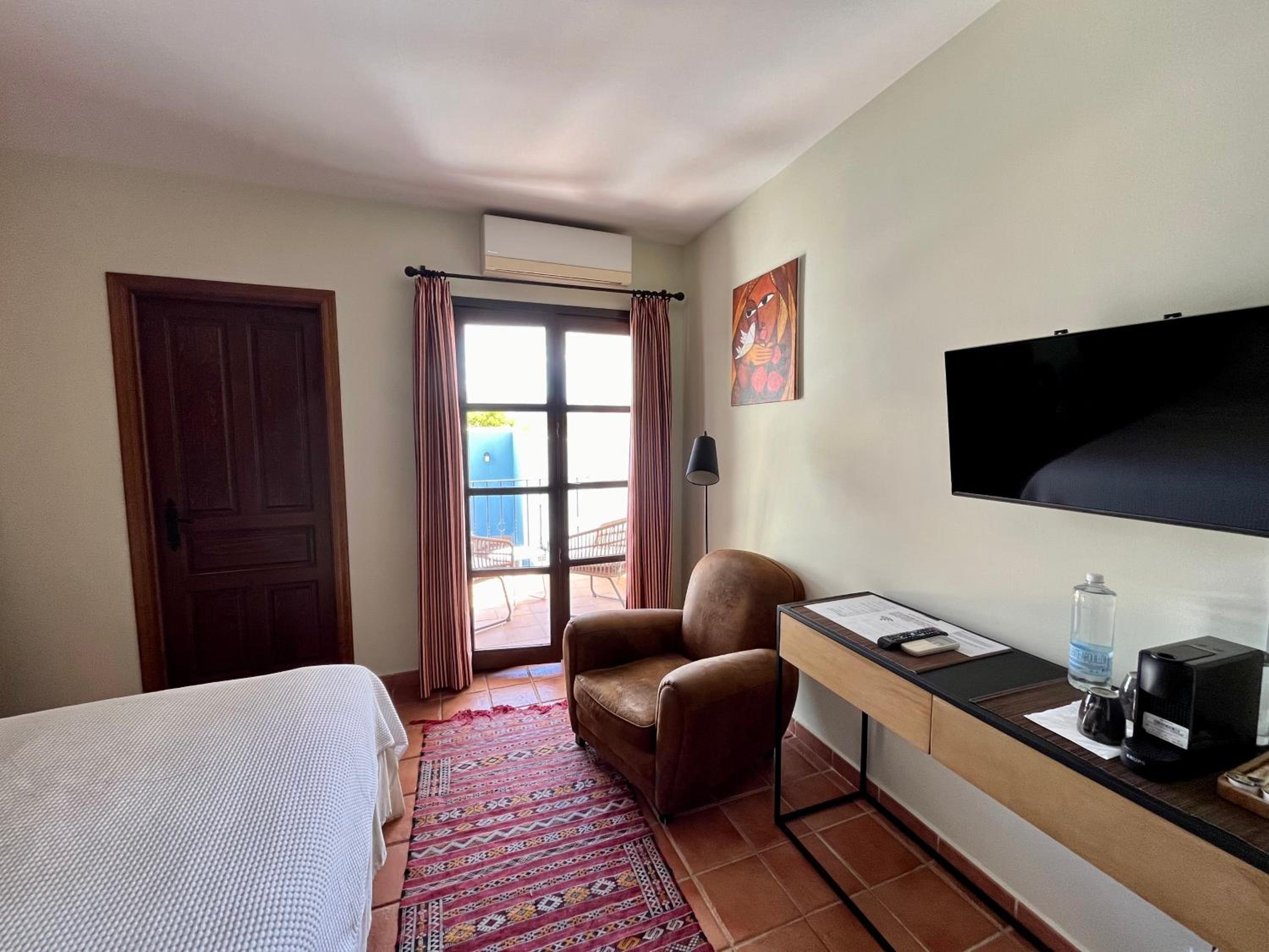 Superior Double Room - Photo 5