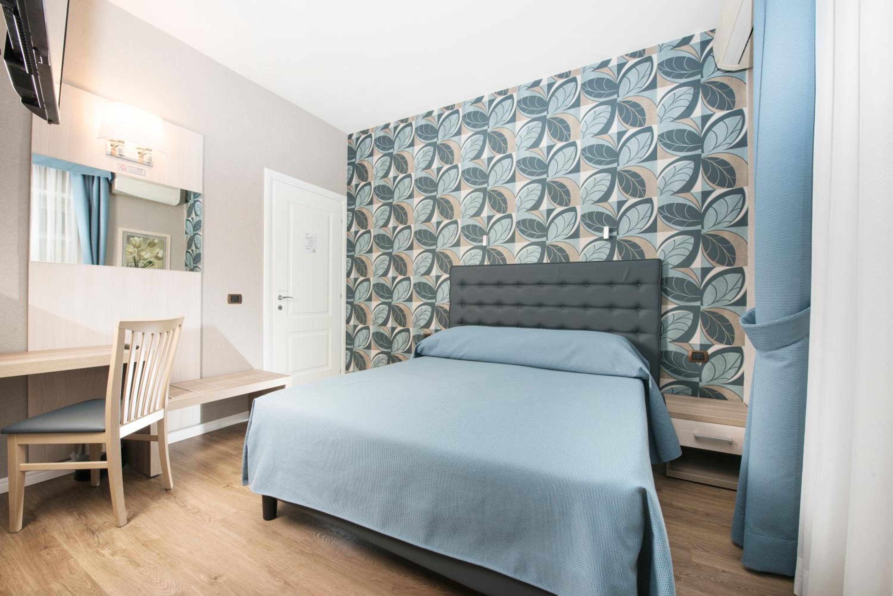 Double or Twin Room photo 2