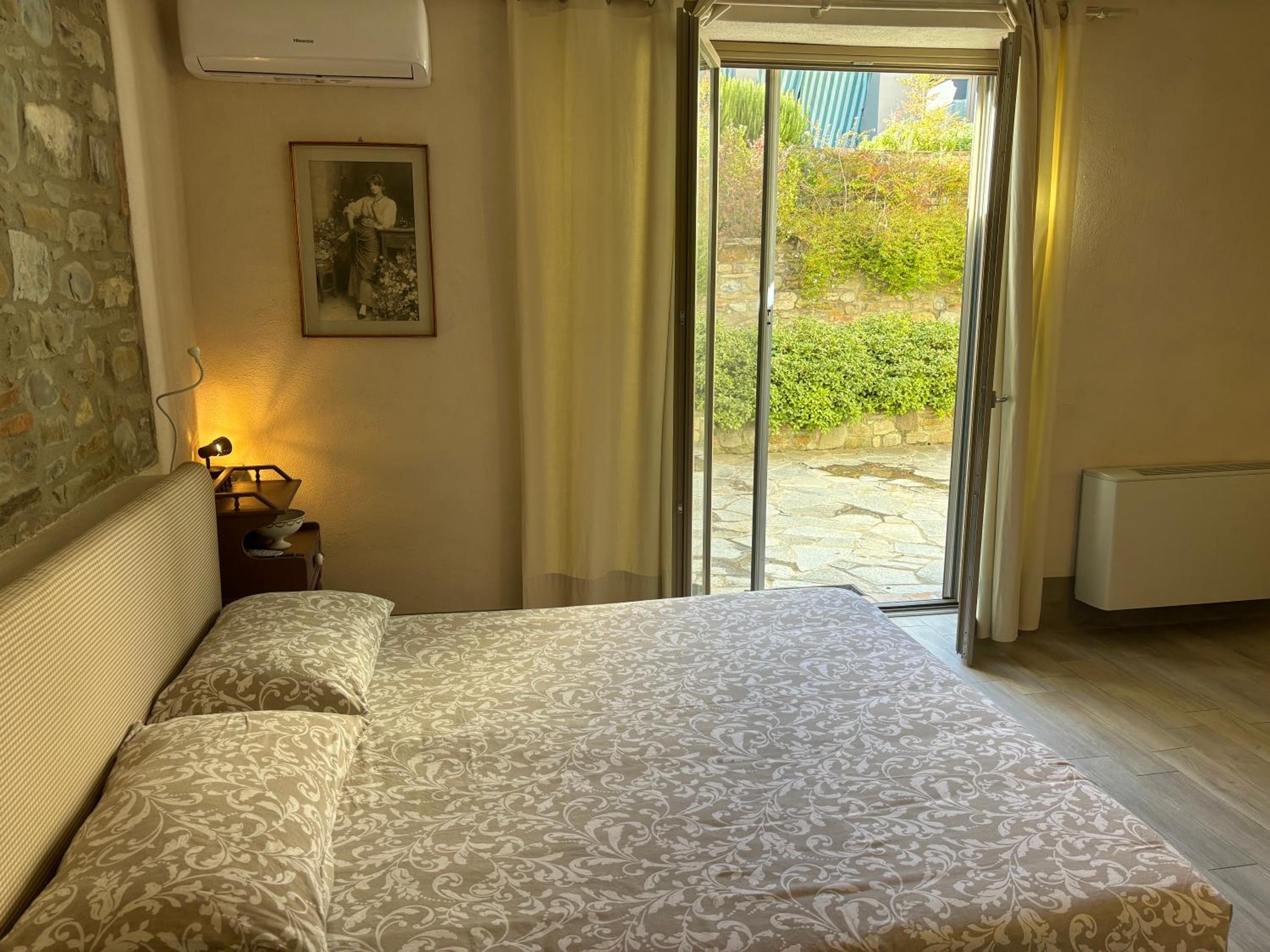 King Room with Garden View - Photo 3