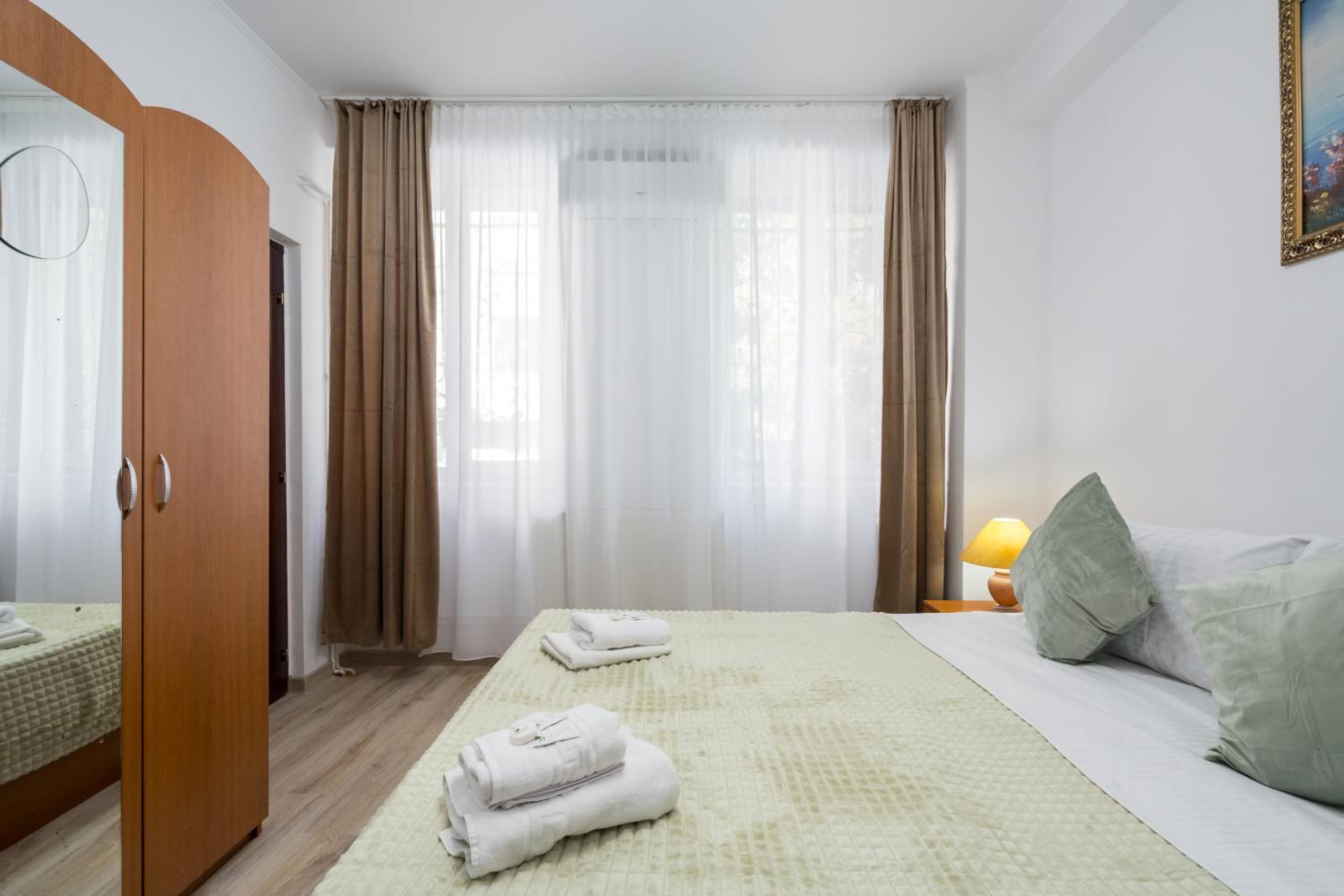 Deluxe Double Room - Photo 1