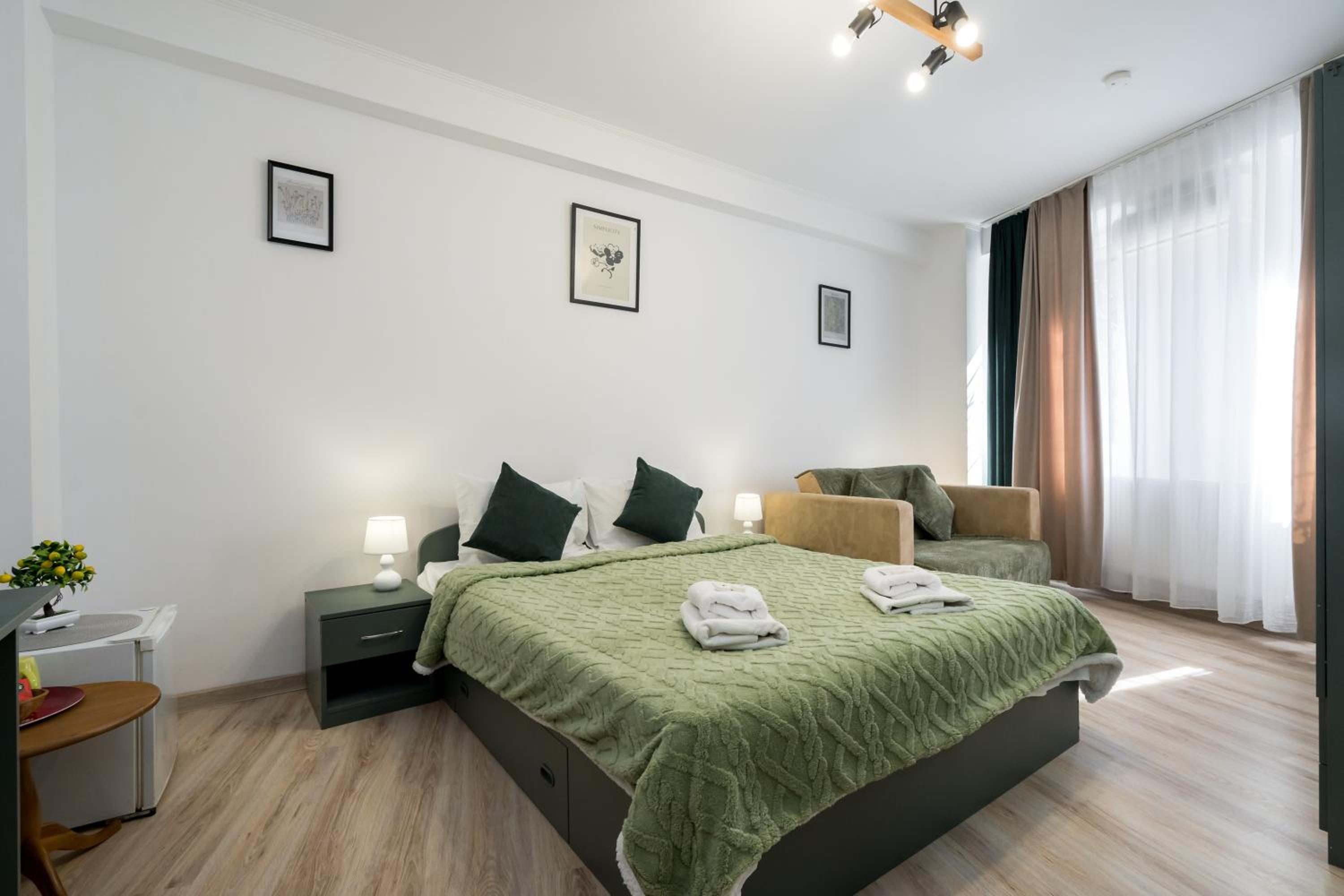 Deluxe Family Room - Photo 1
