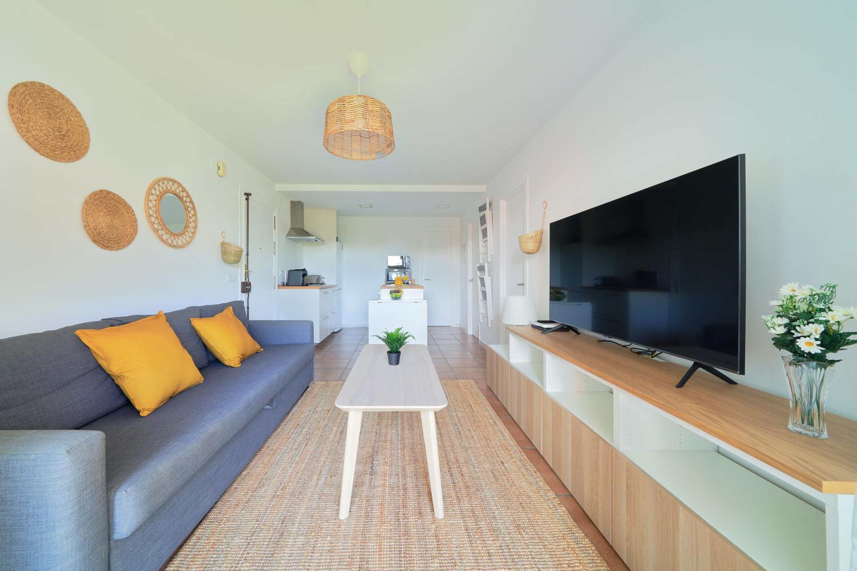 Apartamento de Dos Habitaciones con Terraza
