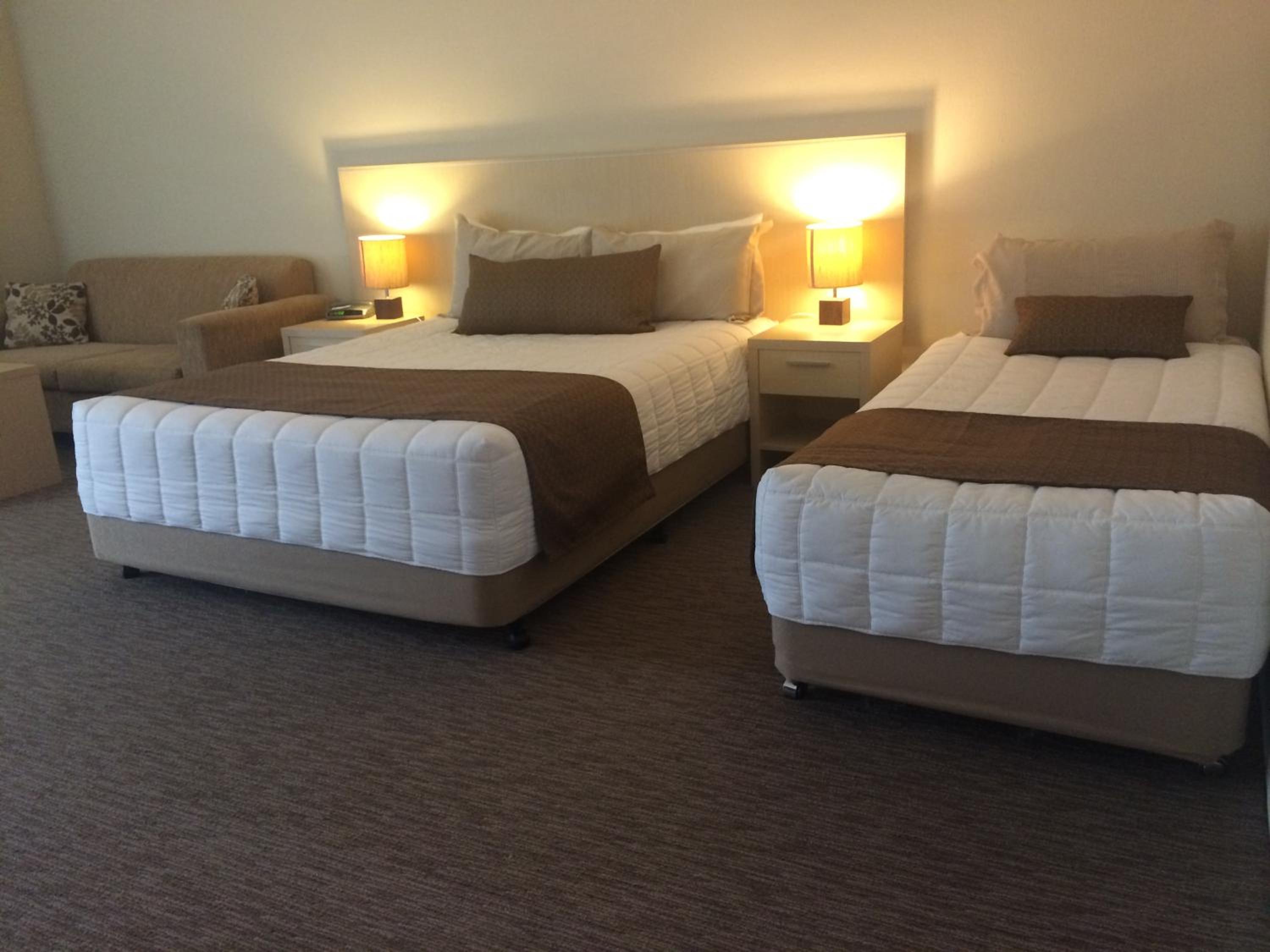 Deluxe Double or Twin Room with Balcony - Photo 1