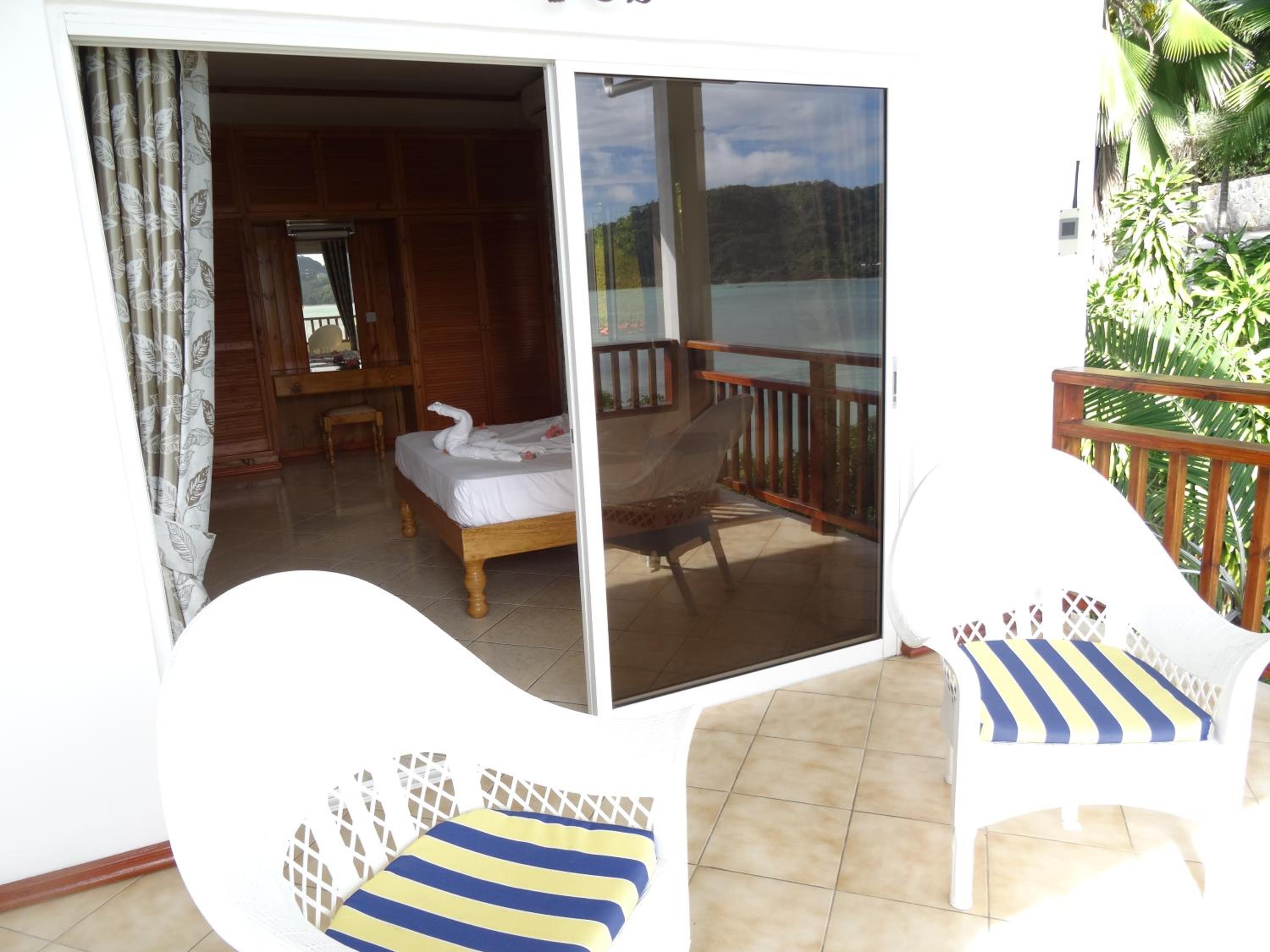 Standard Two-Bedroom Villa - Photo 22