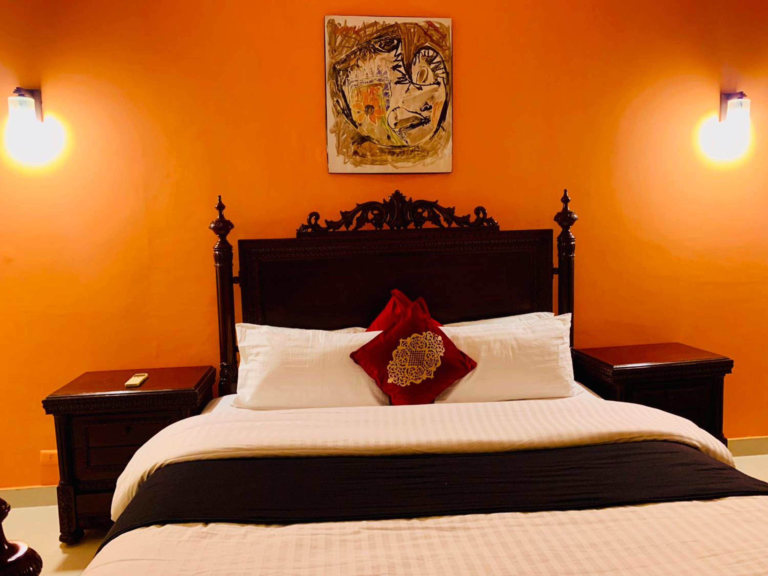 Standard King Room